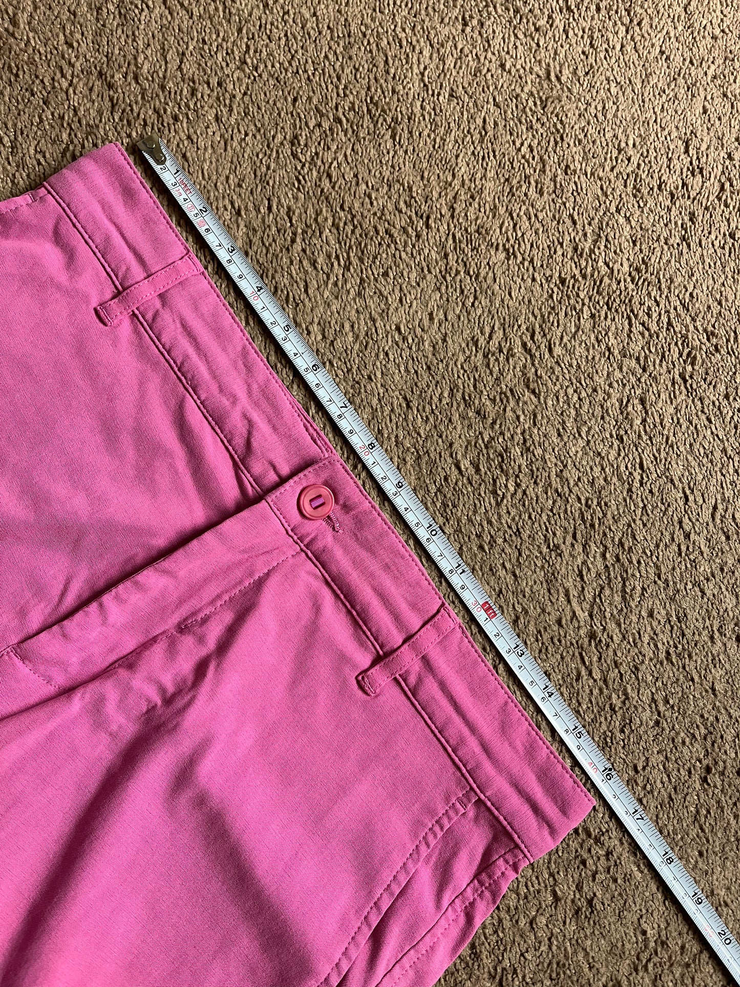 Outlier new way shorts - 30 x 8 - pinkaf