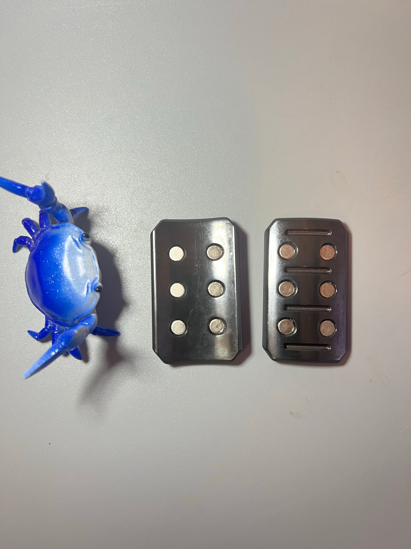 Zirconium bulletproof shield slider