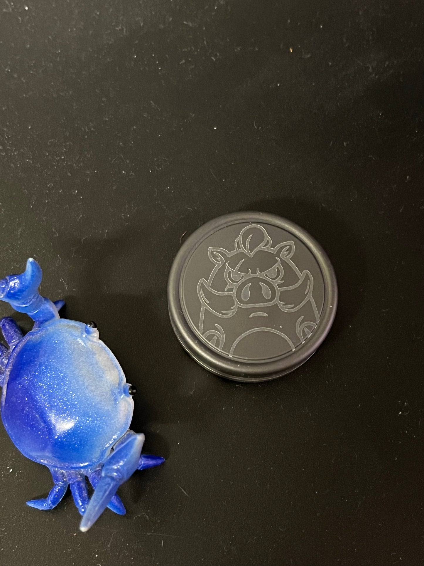 Yedc pig - zirc / ti - haptic / ratchet - fidget toy