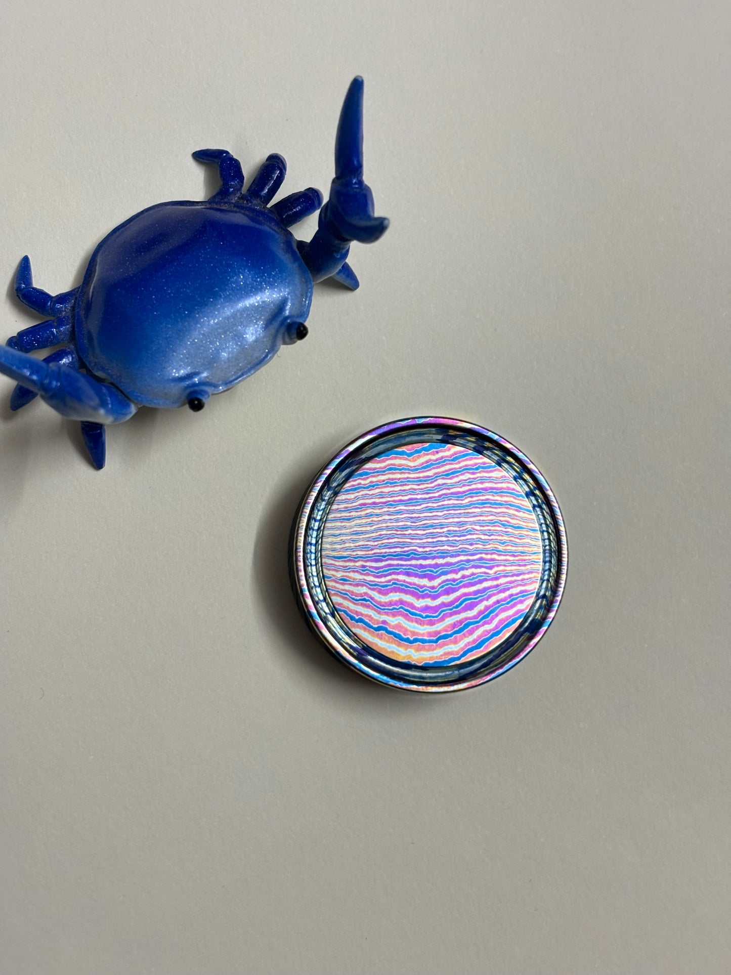 Umburry - tidama midsize - haptic coin - fidget toy