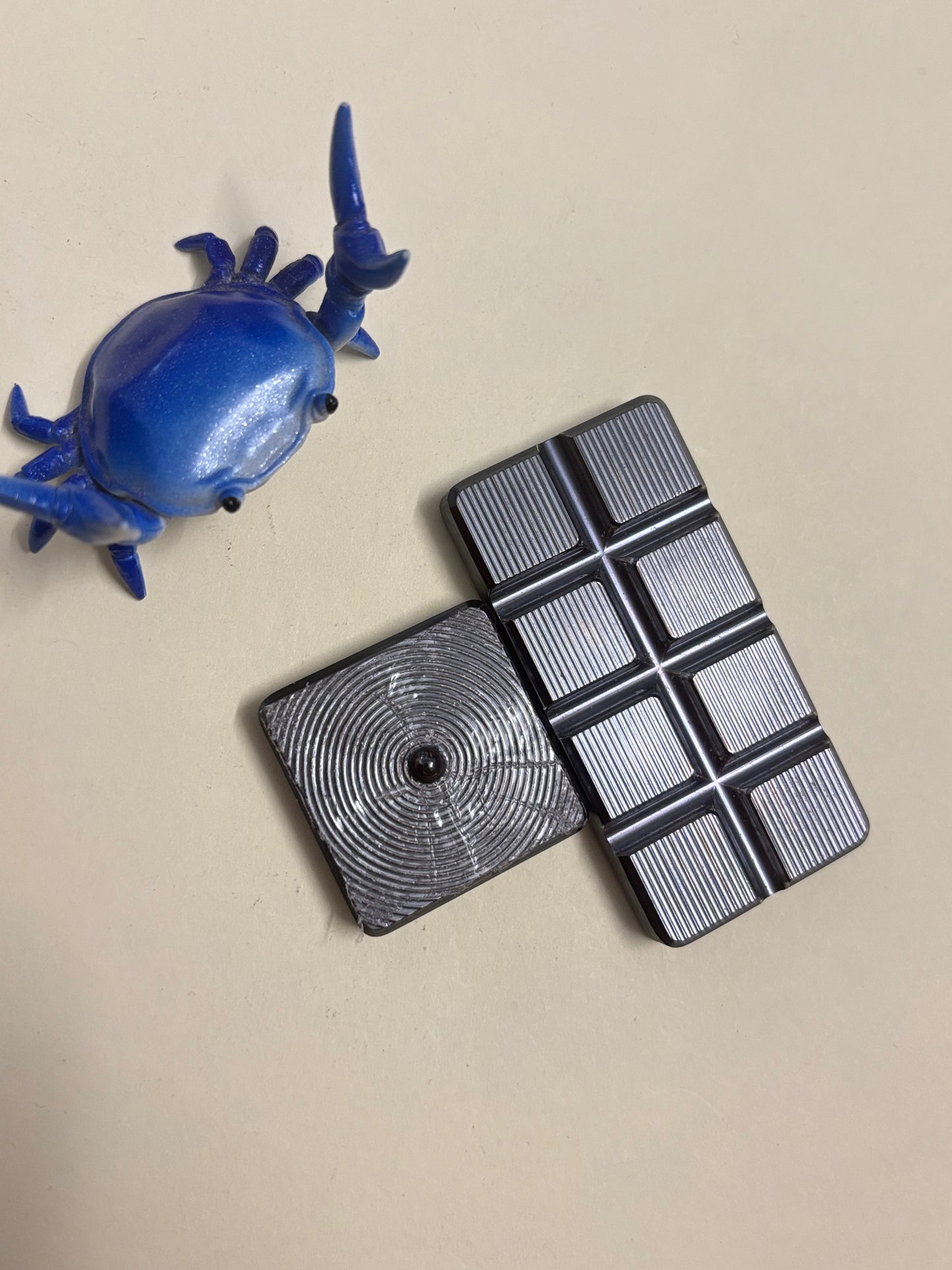 Compoform - tesseract - copper - fidget toy