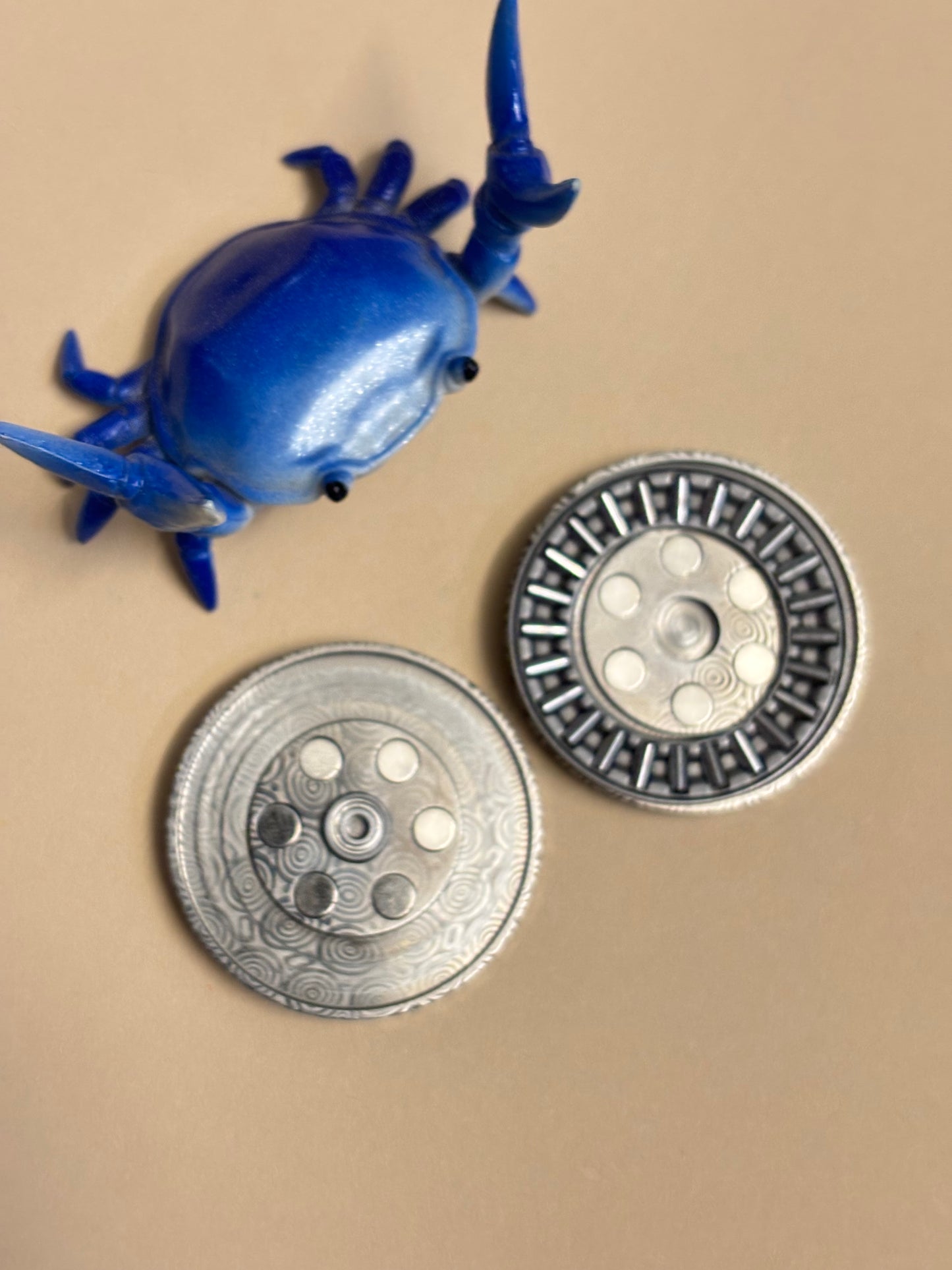 Njthandpower NJT - mini mount damasteel - haptic coin - fidget toy