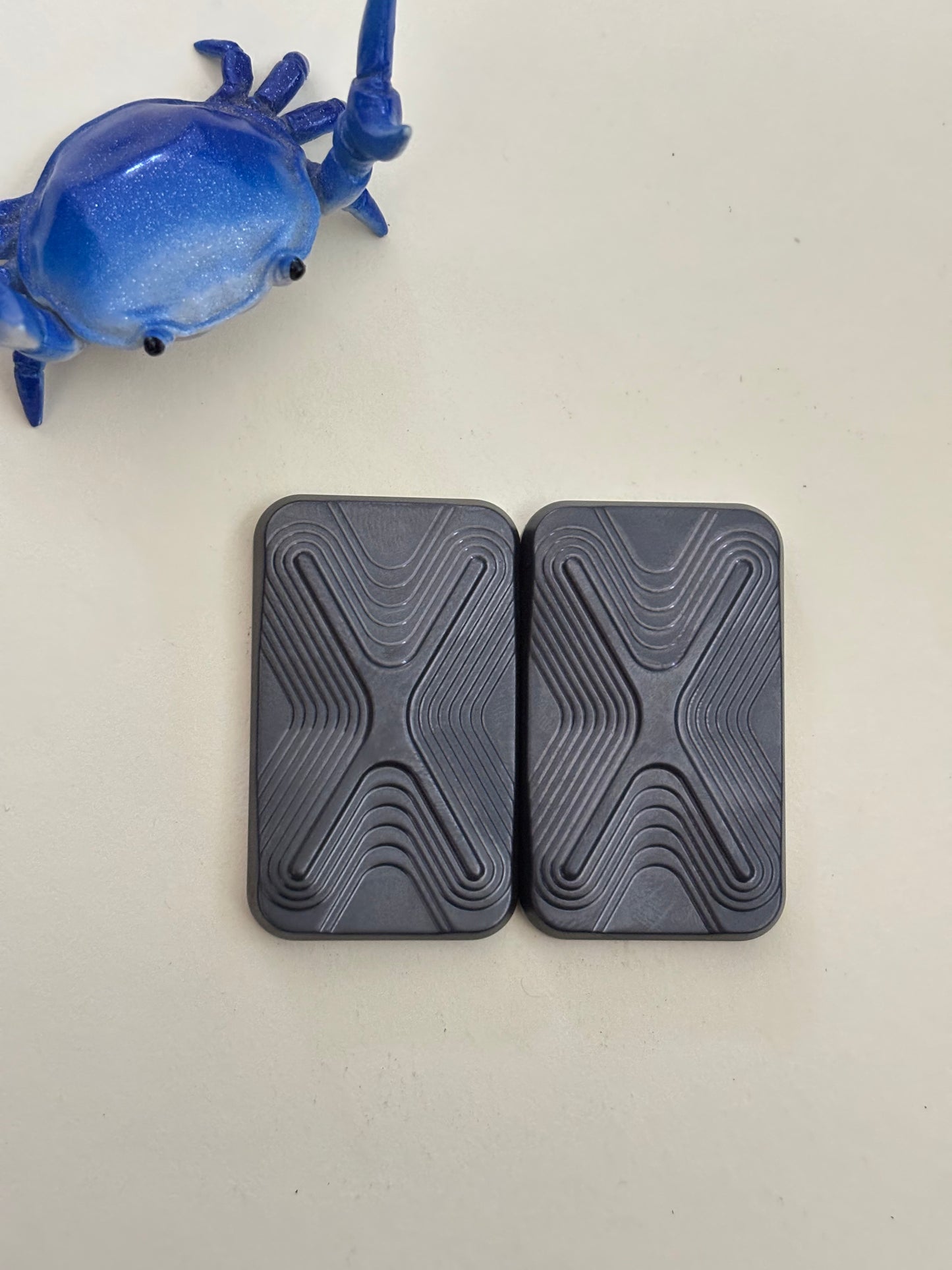 Magnus superx - 3 click slider - zirc with stainless steel screw plate - fidget toy