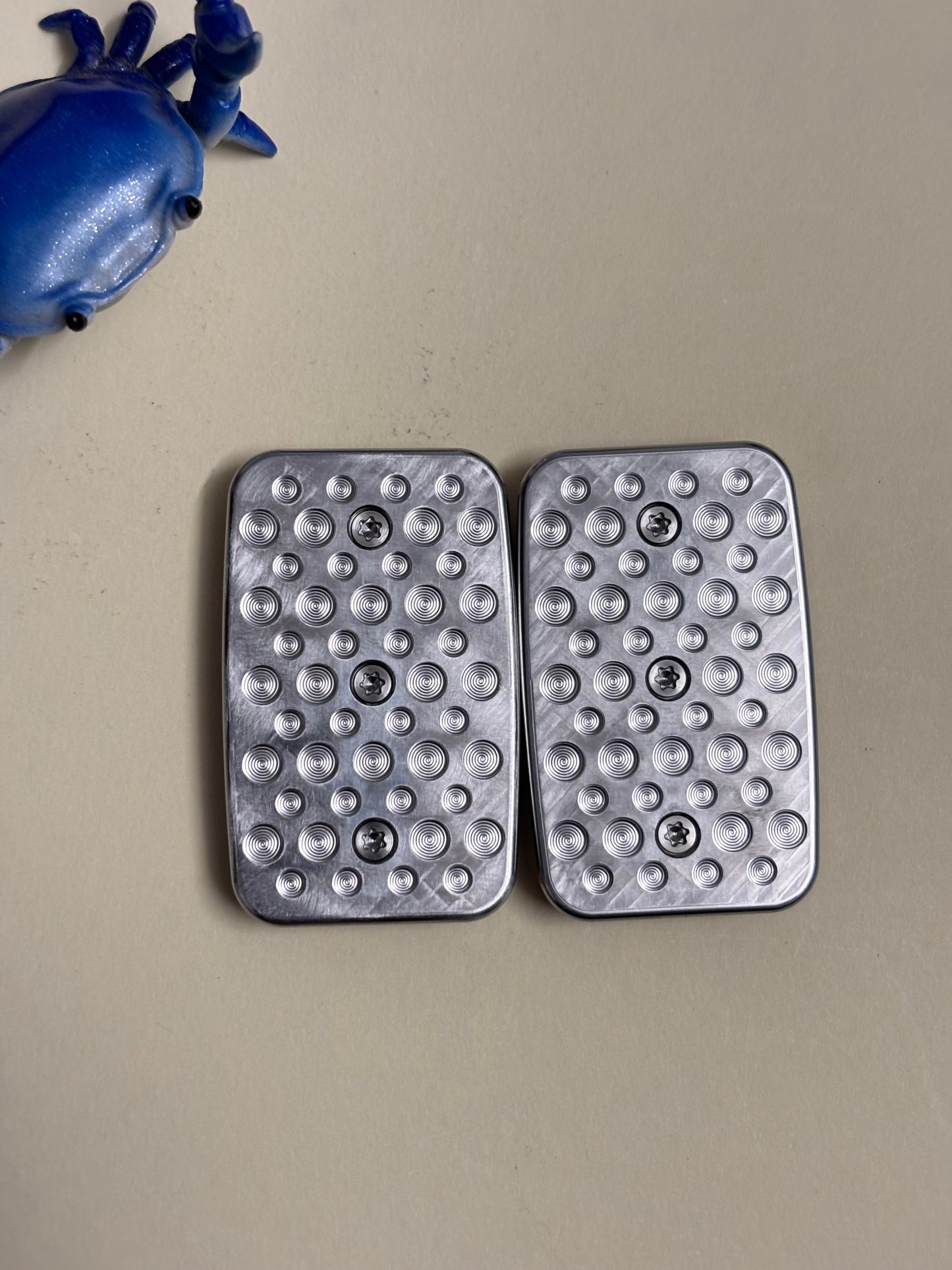 Magnus maglab Rib  - crazy fiber with SS plate - fidget toy