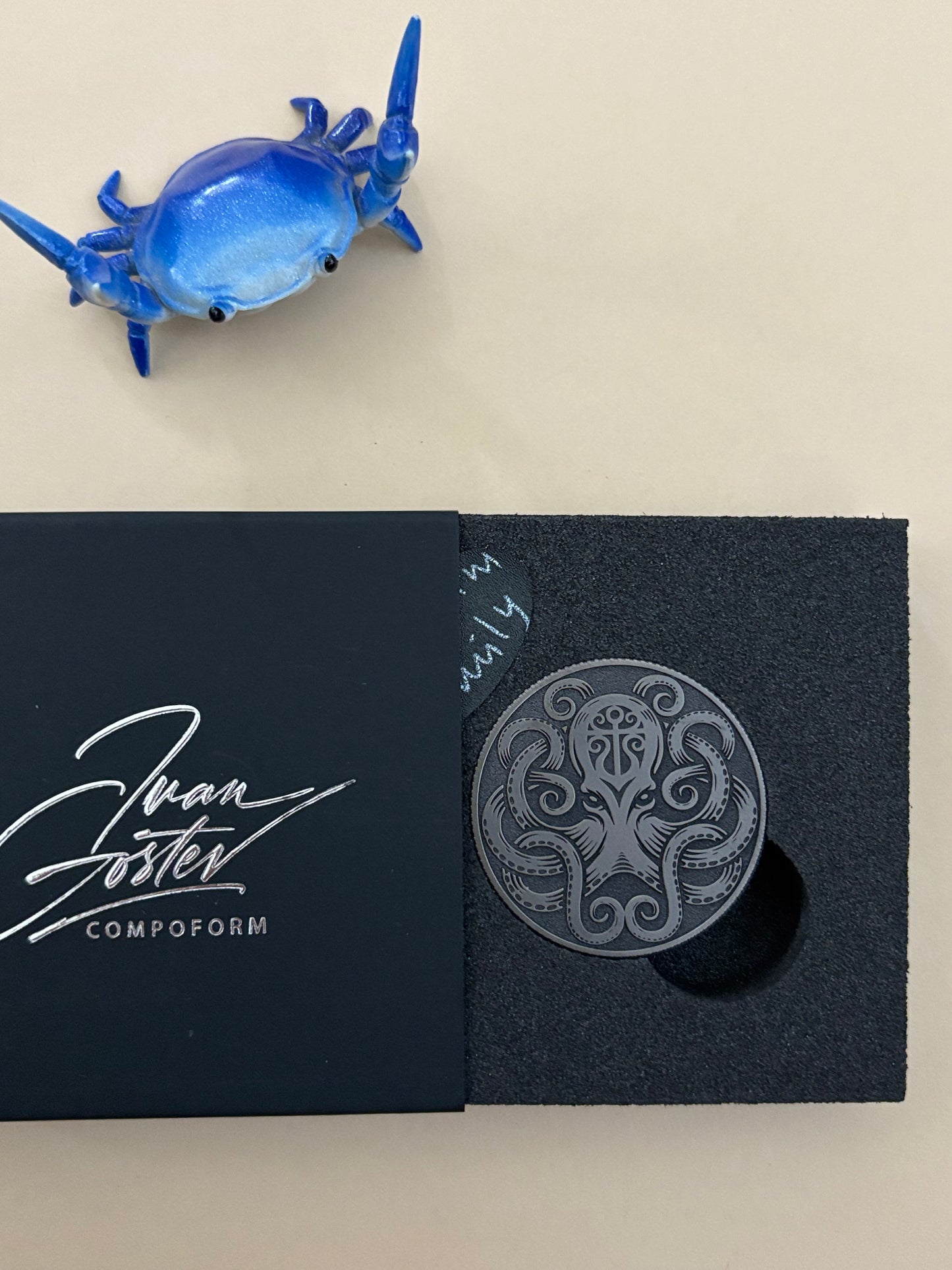 Compoform - Kraken - slider coin - fidget toy