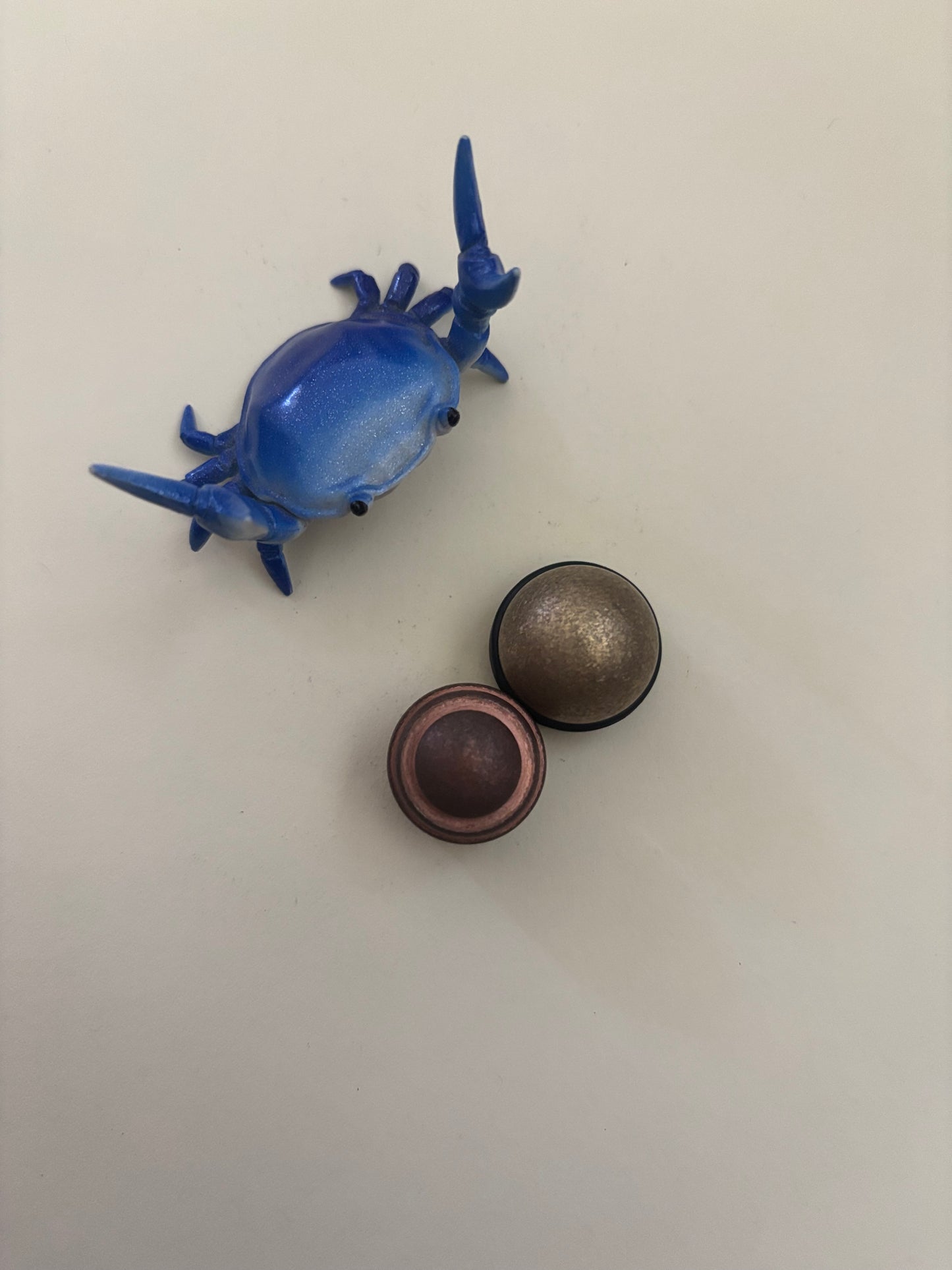 Fidget things - chill pill - fidget toy