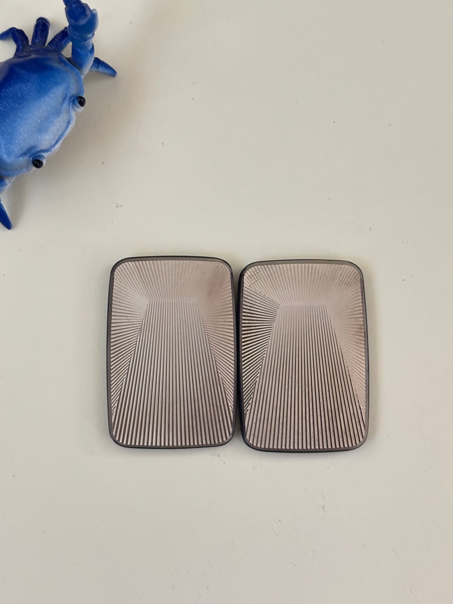 Compoform V3  - laser etched titanium slider