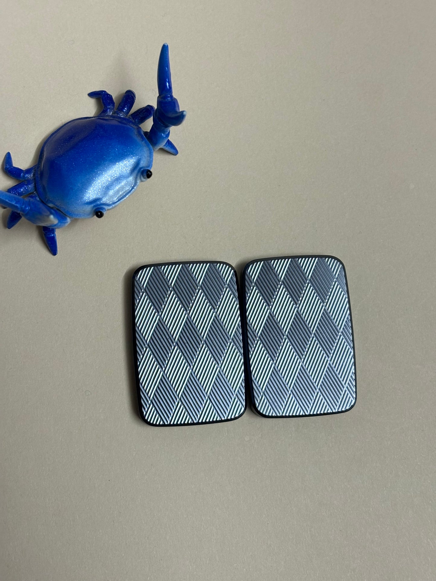 Compoform V3 Flip - titanium slider
