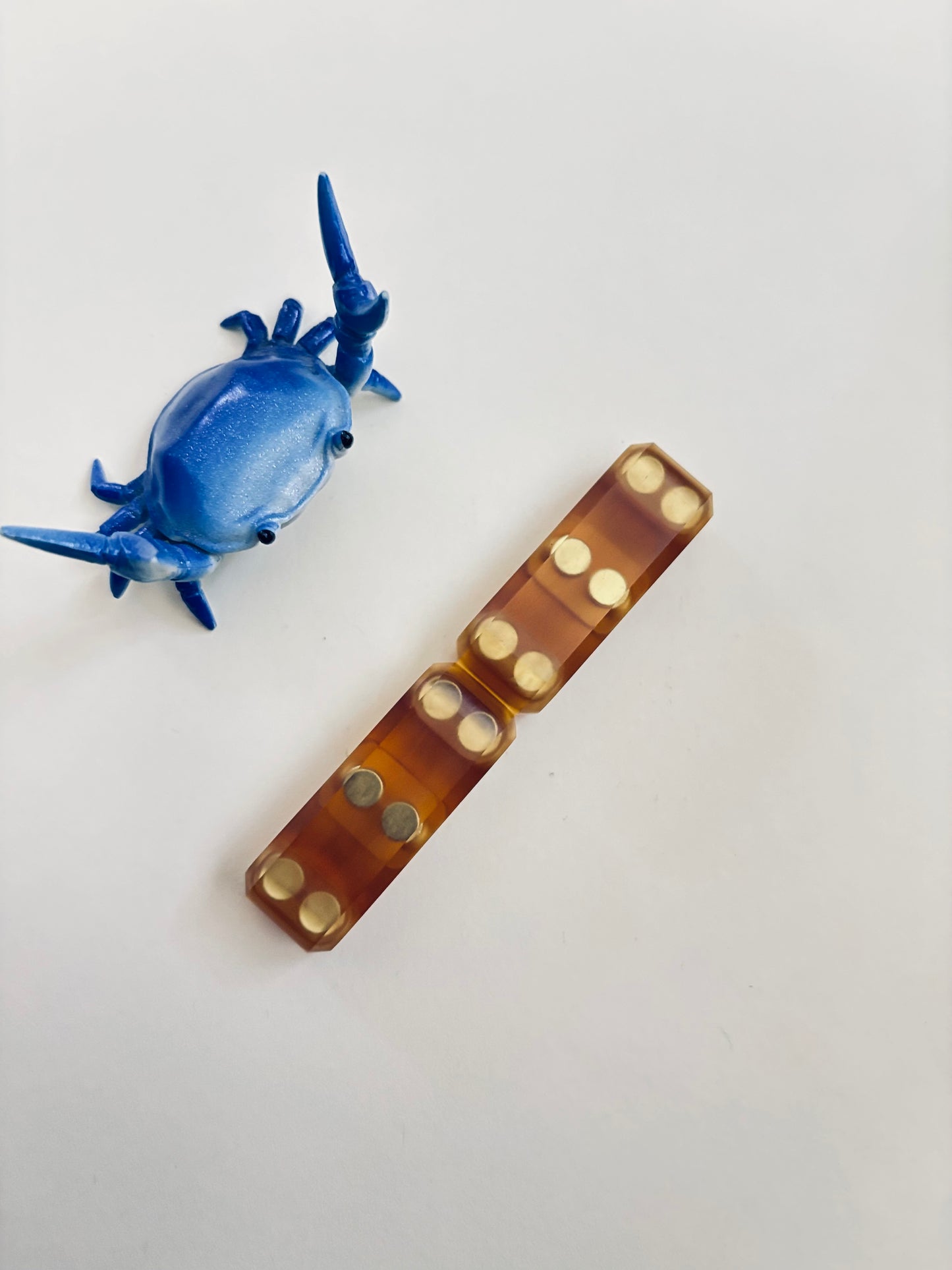 UQH - Gravity clicker  -  micro ultem - Fidget toy