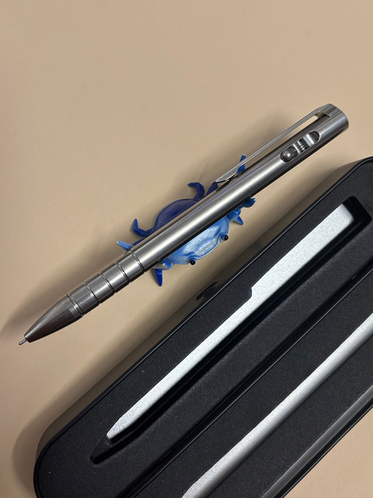 Magnus  - Ti Clickshift pen - edc