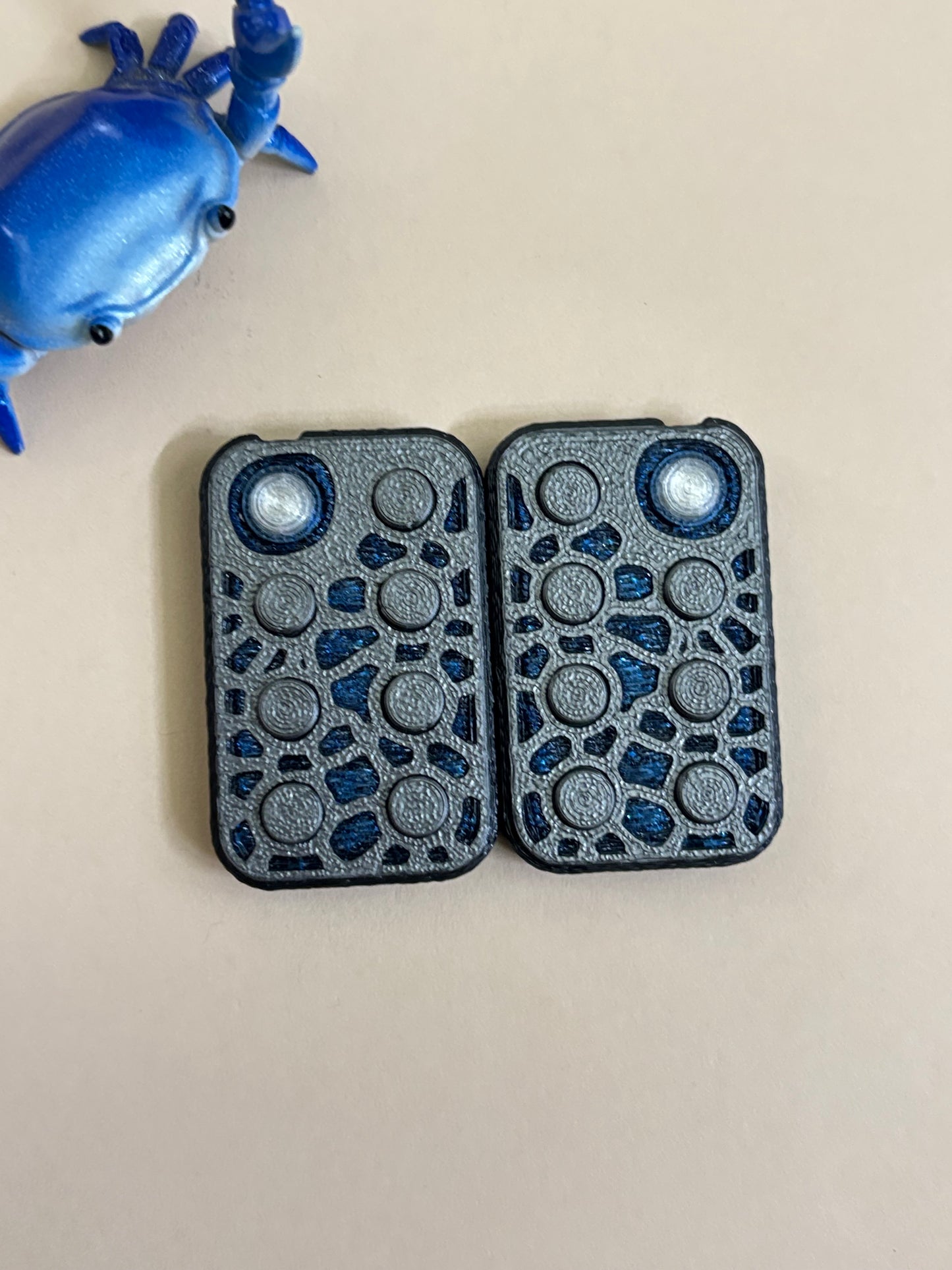 Puchicon tough zombie - 3 click - fidget slider