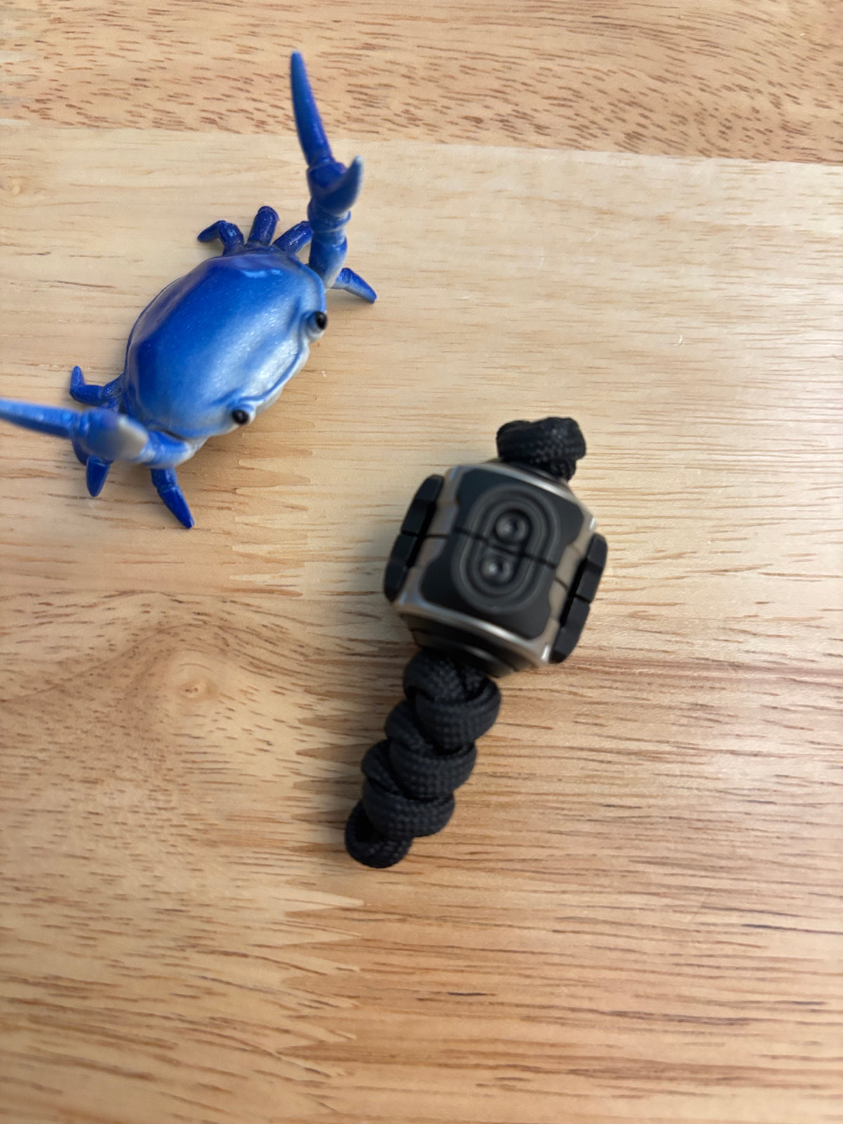 Nayici - shake beads TI/SS- fidget toy