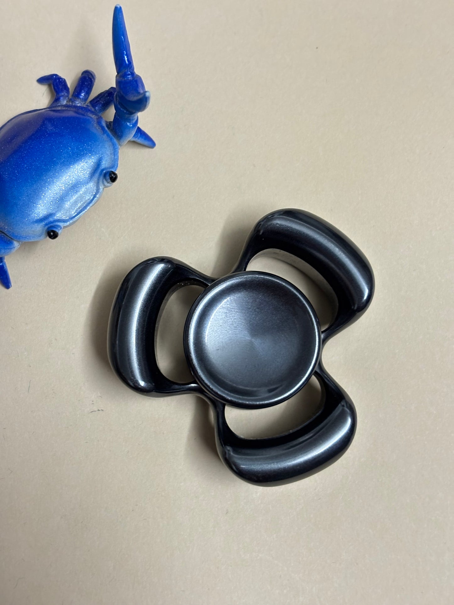 KAP - mega tri horizon - W tungsten - fidget spinner - fidget toy