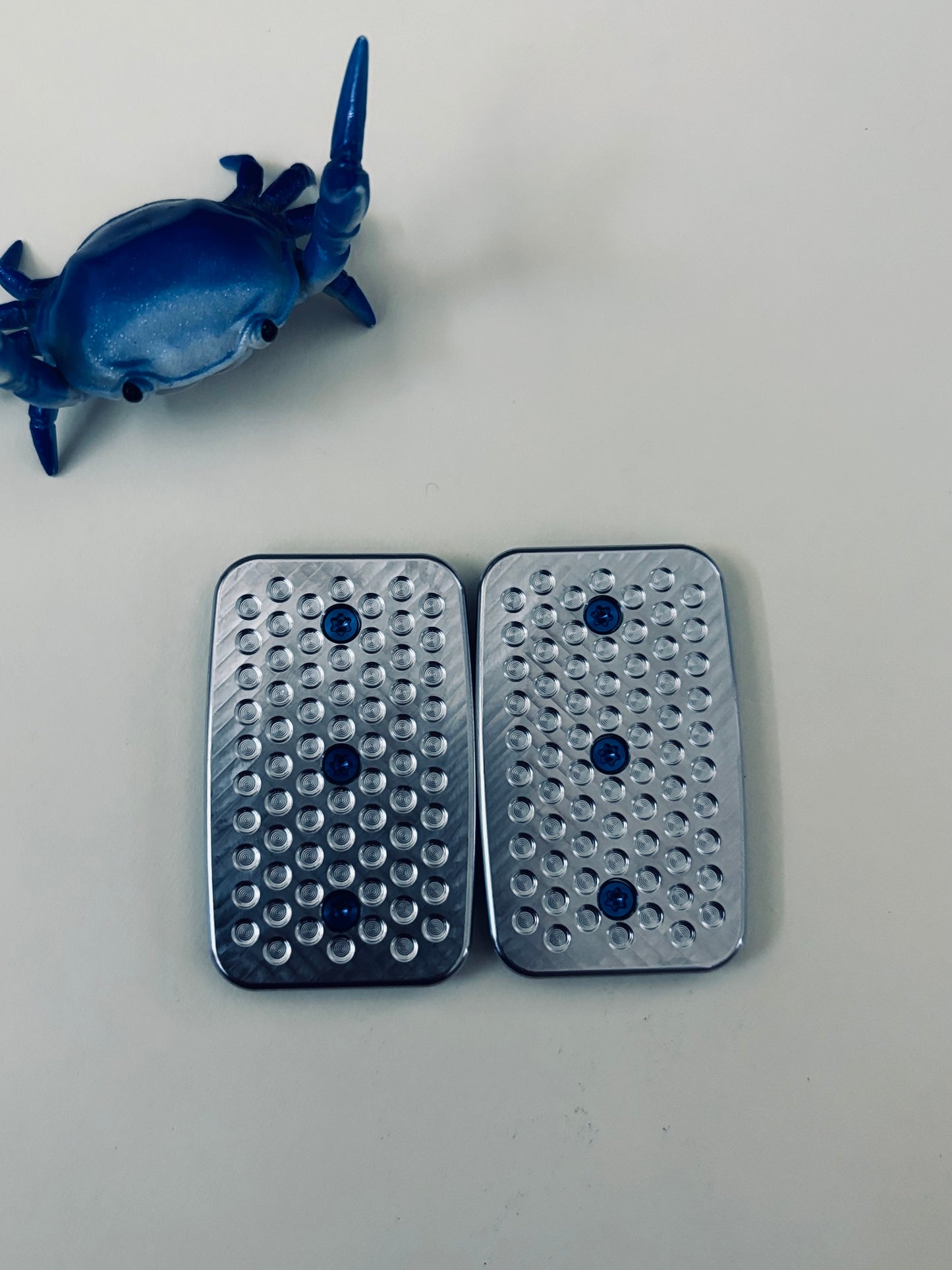 Magnus maglab plain jane mesh - zirc with SS plate - fidget toy