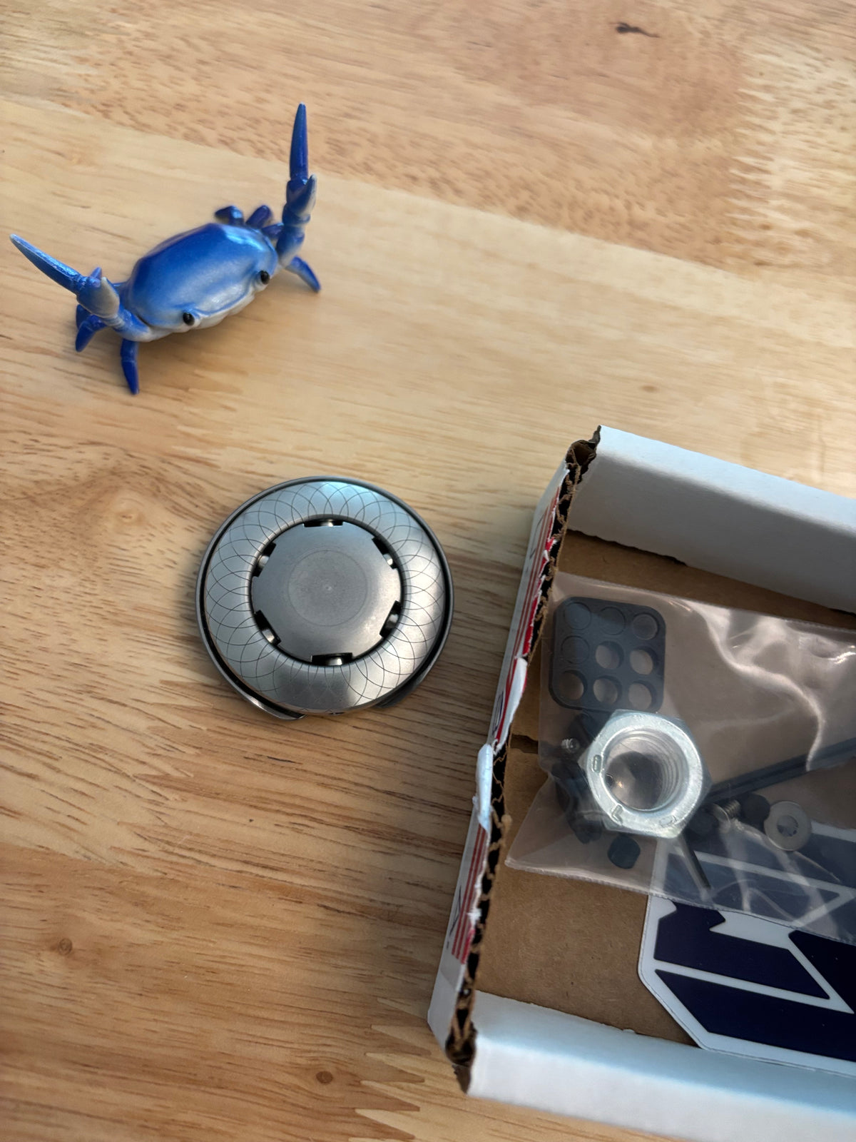 Moduswork Phase One - SS  - Haptic coin - fidget toy
