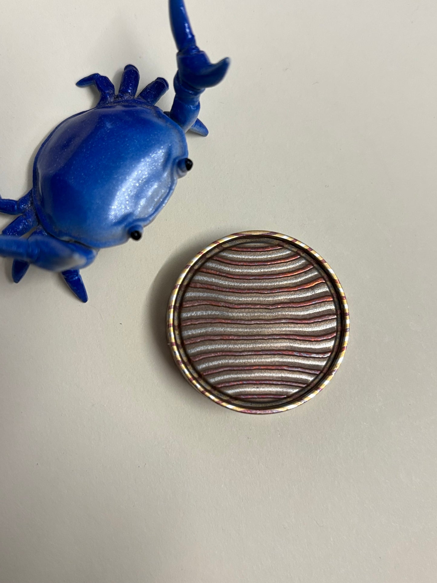 Umburry - etched mokume mid sized - haptic coin - fidget toy