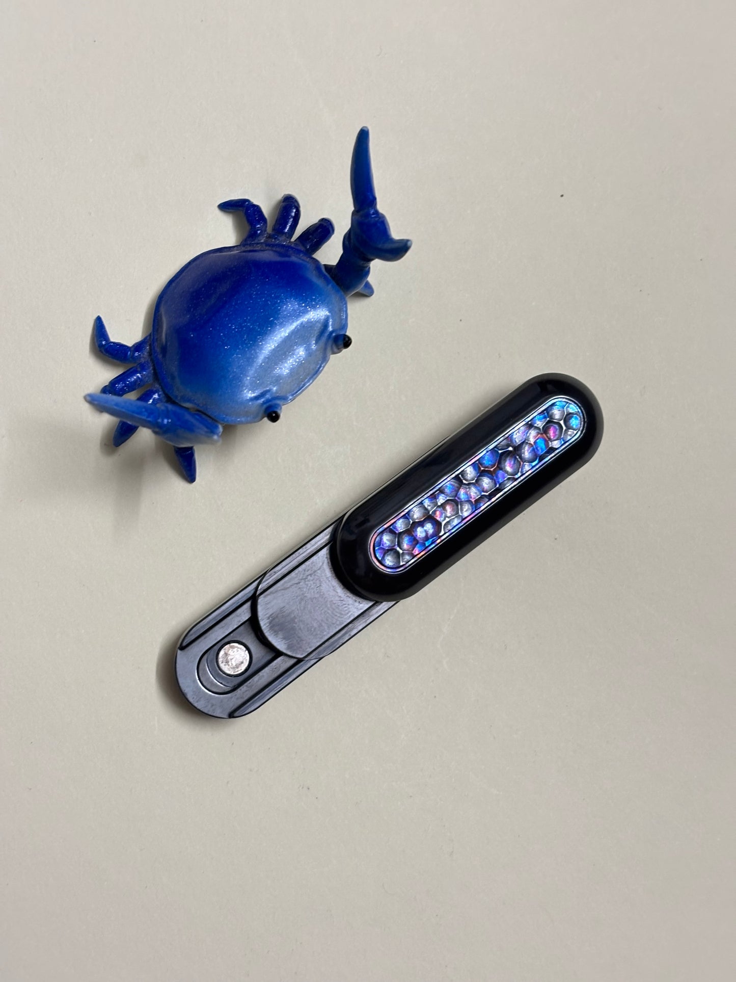 01edc - pod - L zirc/mokuti slider - fidget slider