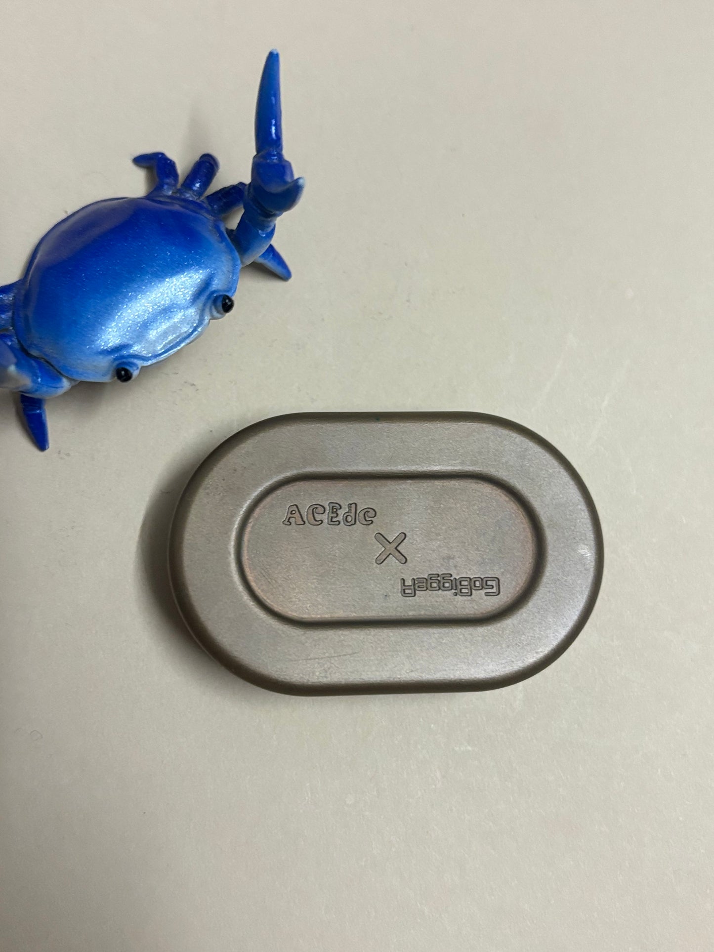ACEDC x Gobigger - Milkia - Bronze - fidget slider - fidget toy
