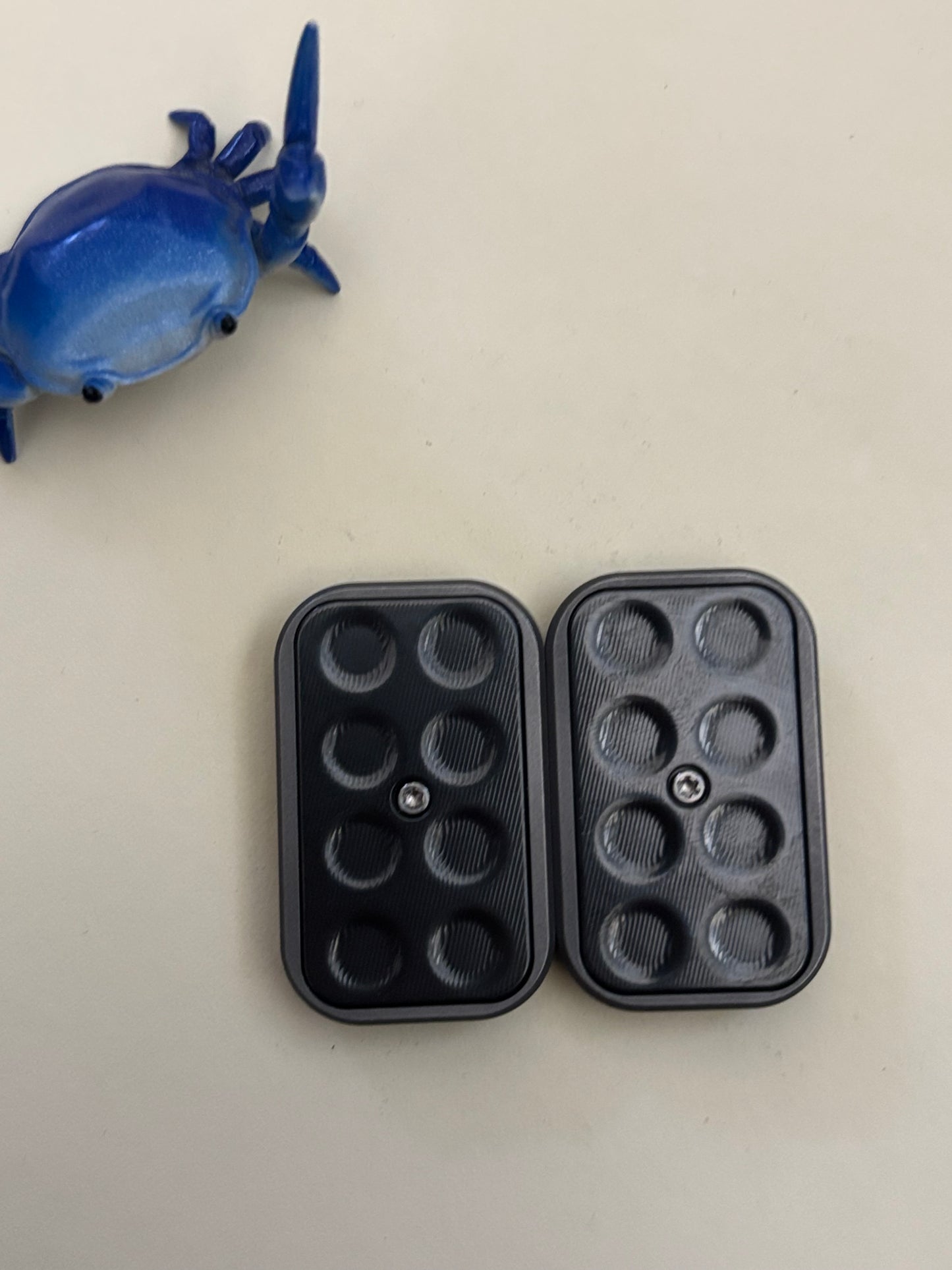 Magnus hex toad - Ti/zirc plates  - fidget toy