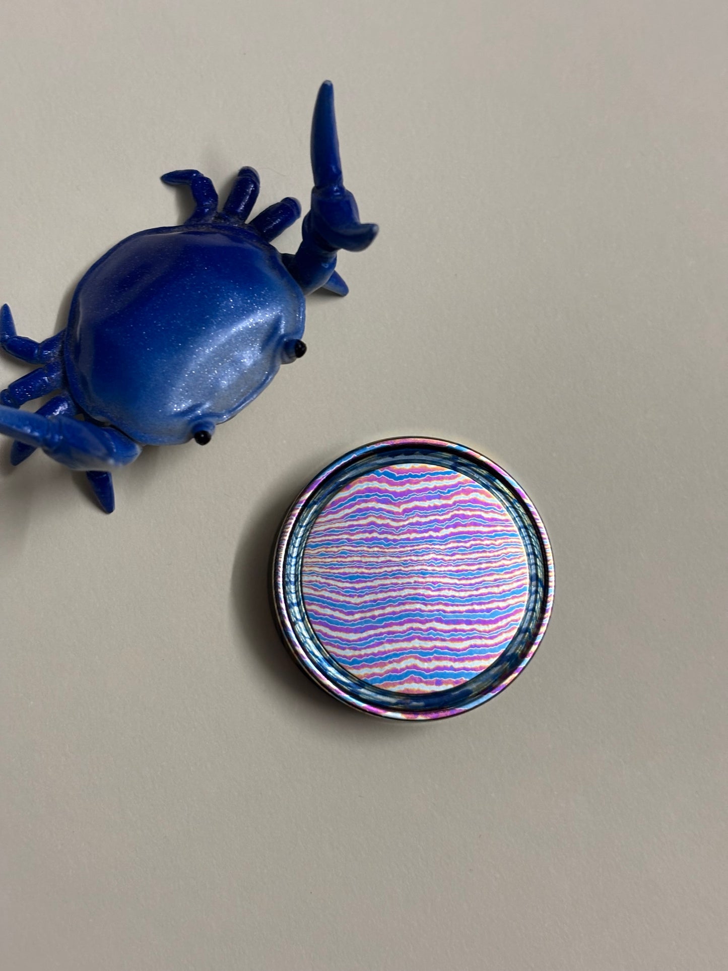 Umburry - tidama midsize - haptic coin - fidget toy