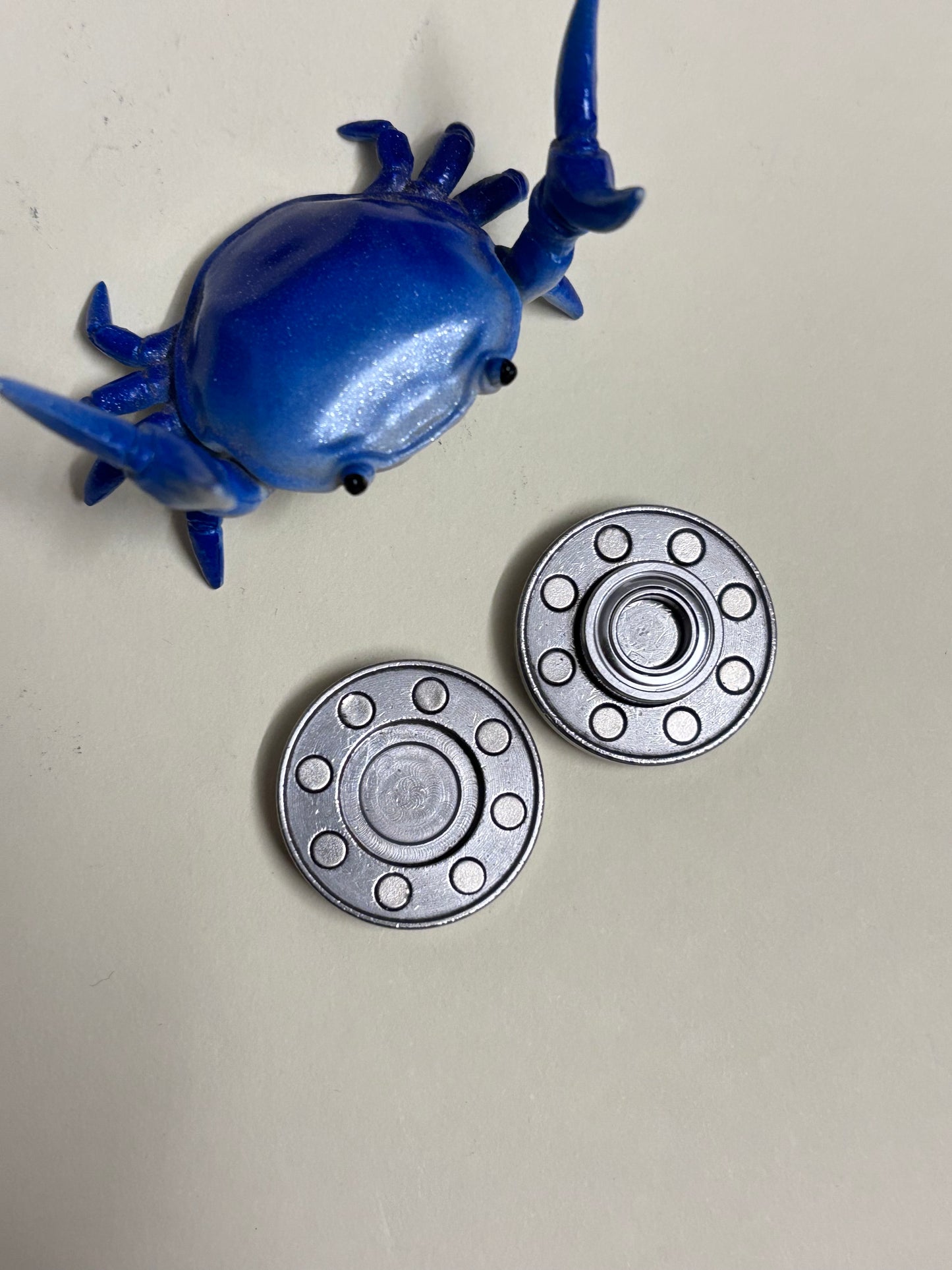 ss - haptic coin - fidget toy