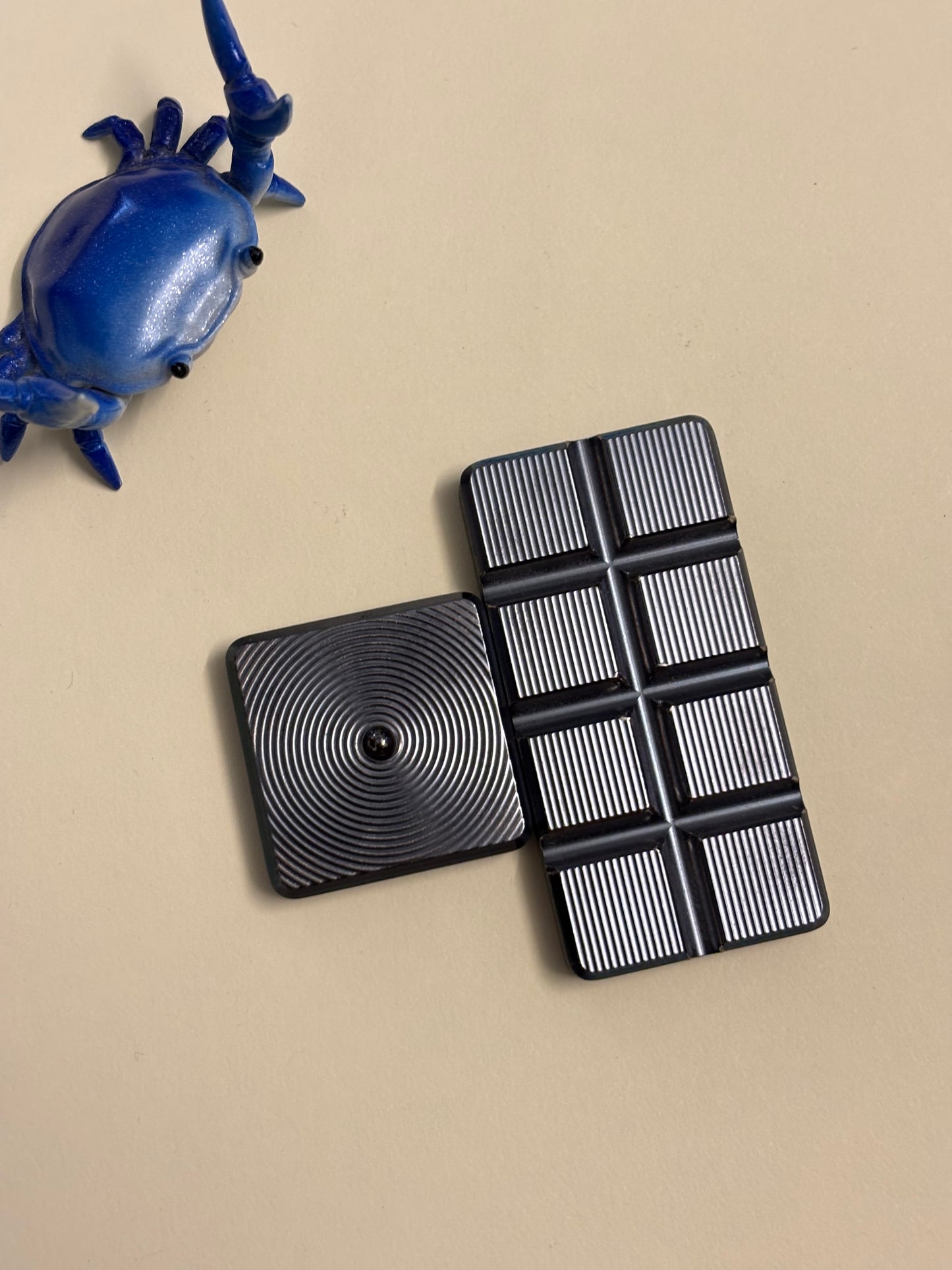 Compoform - tesseract  - fidget toy