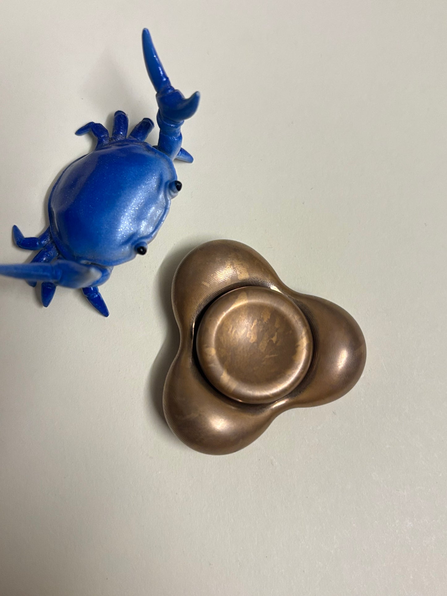 KAP - Cell tri Bronze spinner - fidget toy
