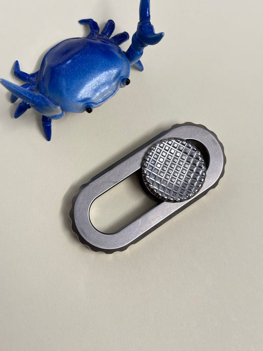Magnus floop -titanium B33 - fidget toy