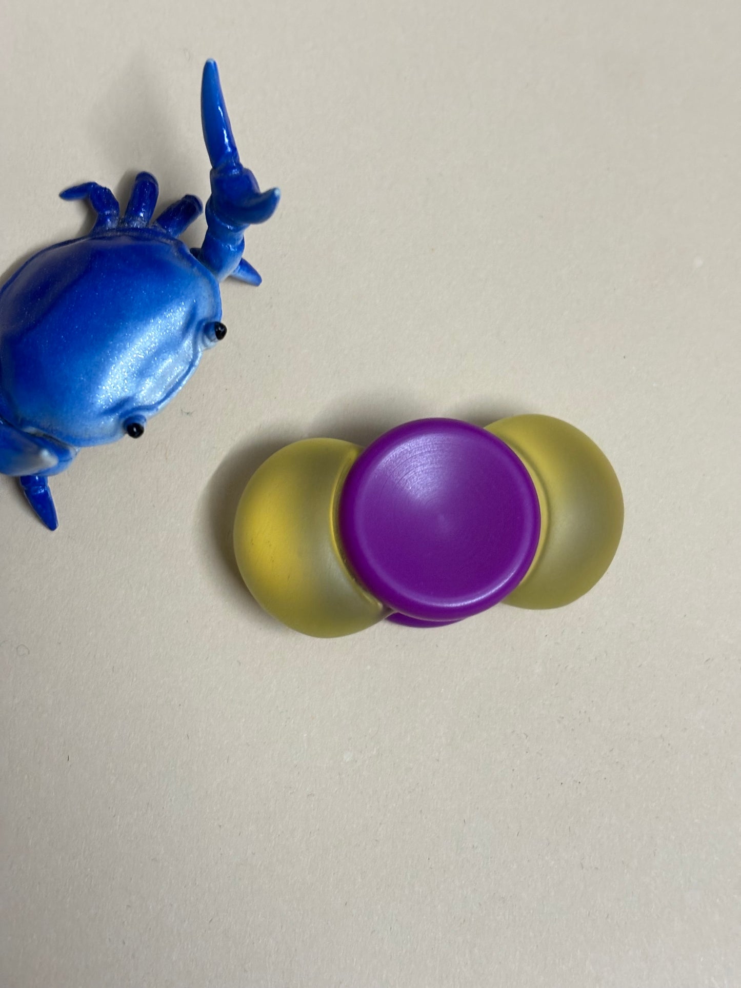 LIC mini mame - resin - fidget spinner  - fidget toy