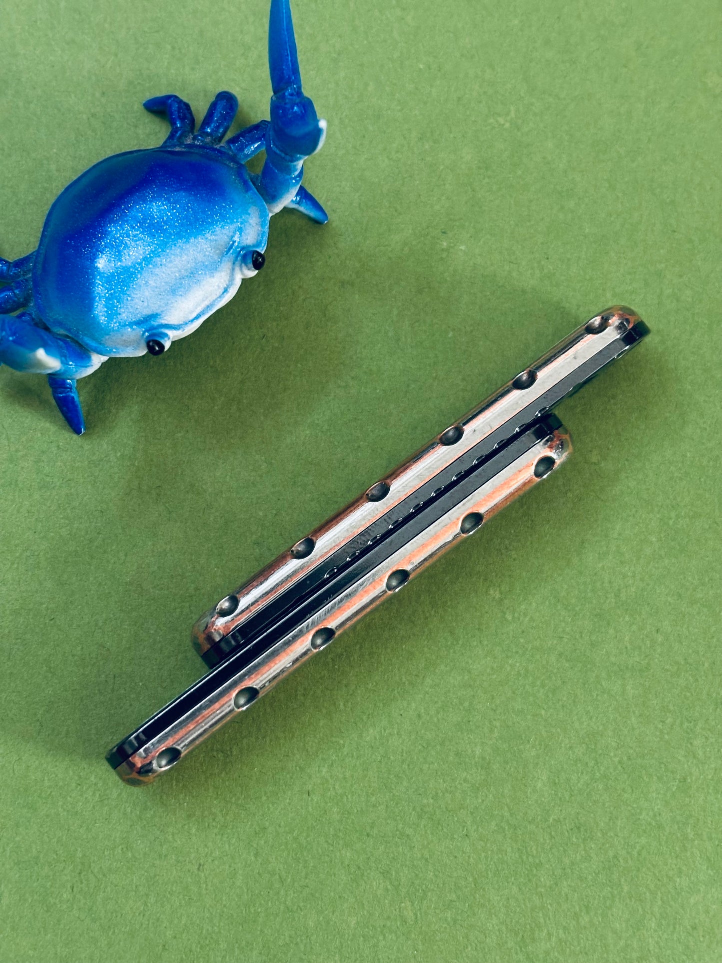 Topd slider - sc time waits for no man/ worry stone - fidget toy