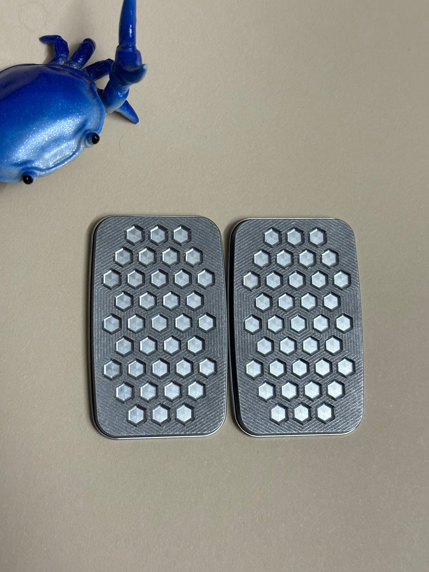 Magnus maglab plain jane Hex - zirc with SS plate - fidget toy