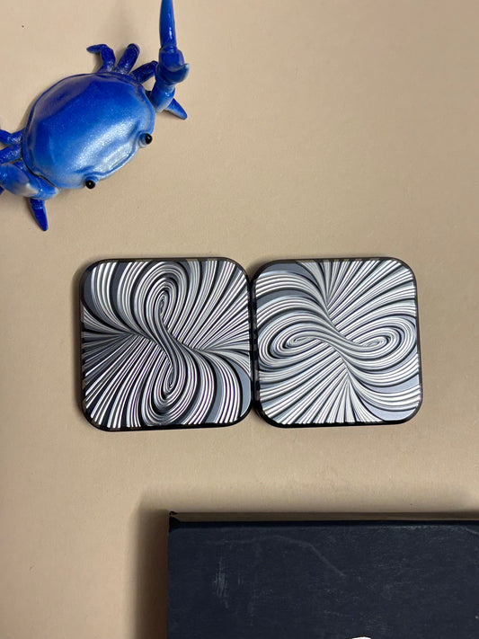 Compoform Horizon 3 x 3 - laser etched titanium slider