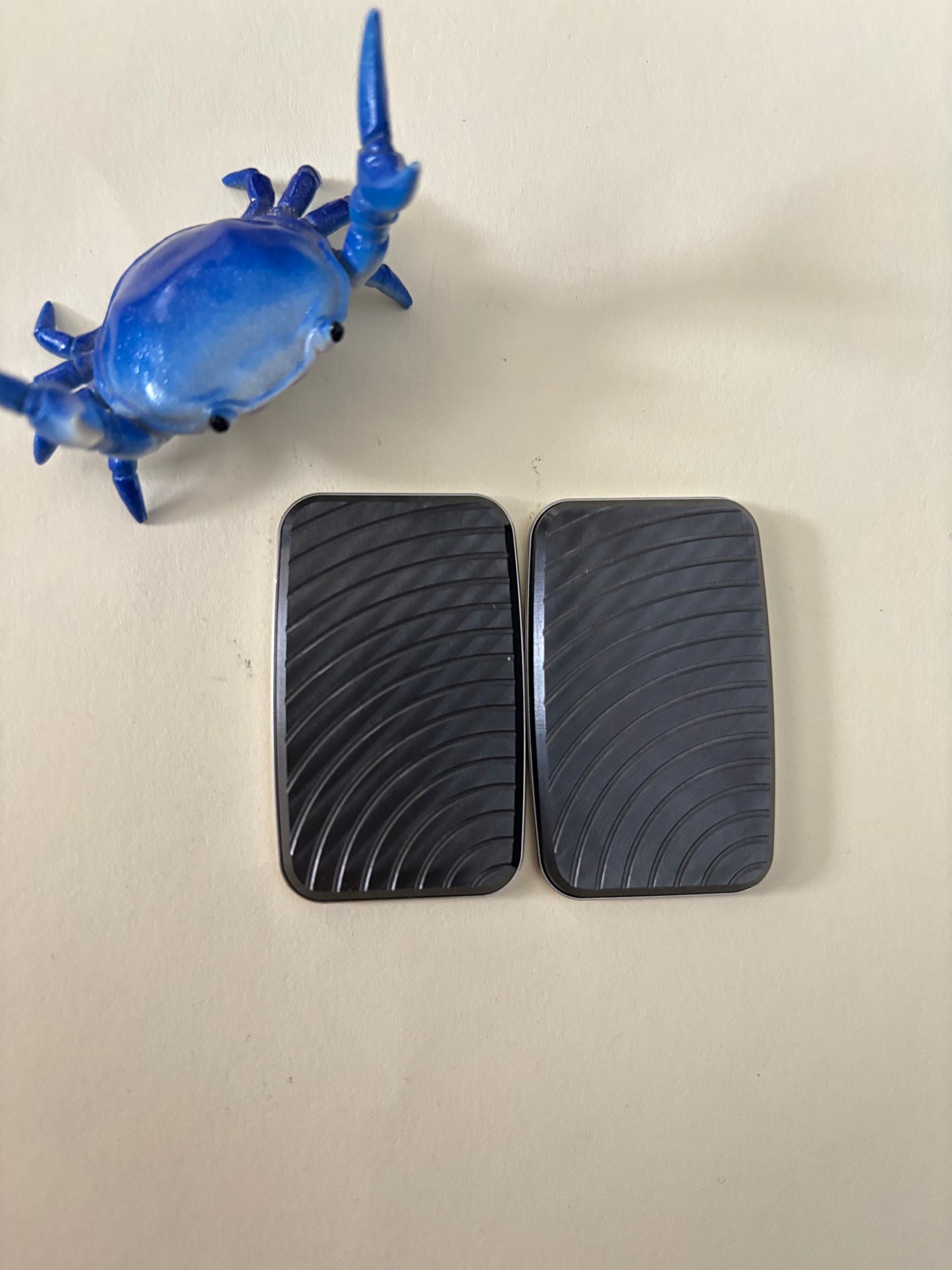 Magnus maglab plain jane concentric - zirc with SS plate - fidget toy