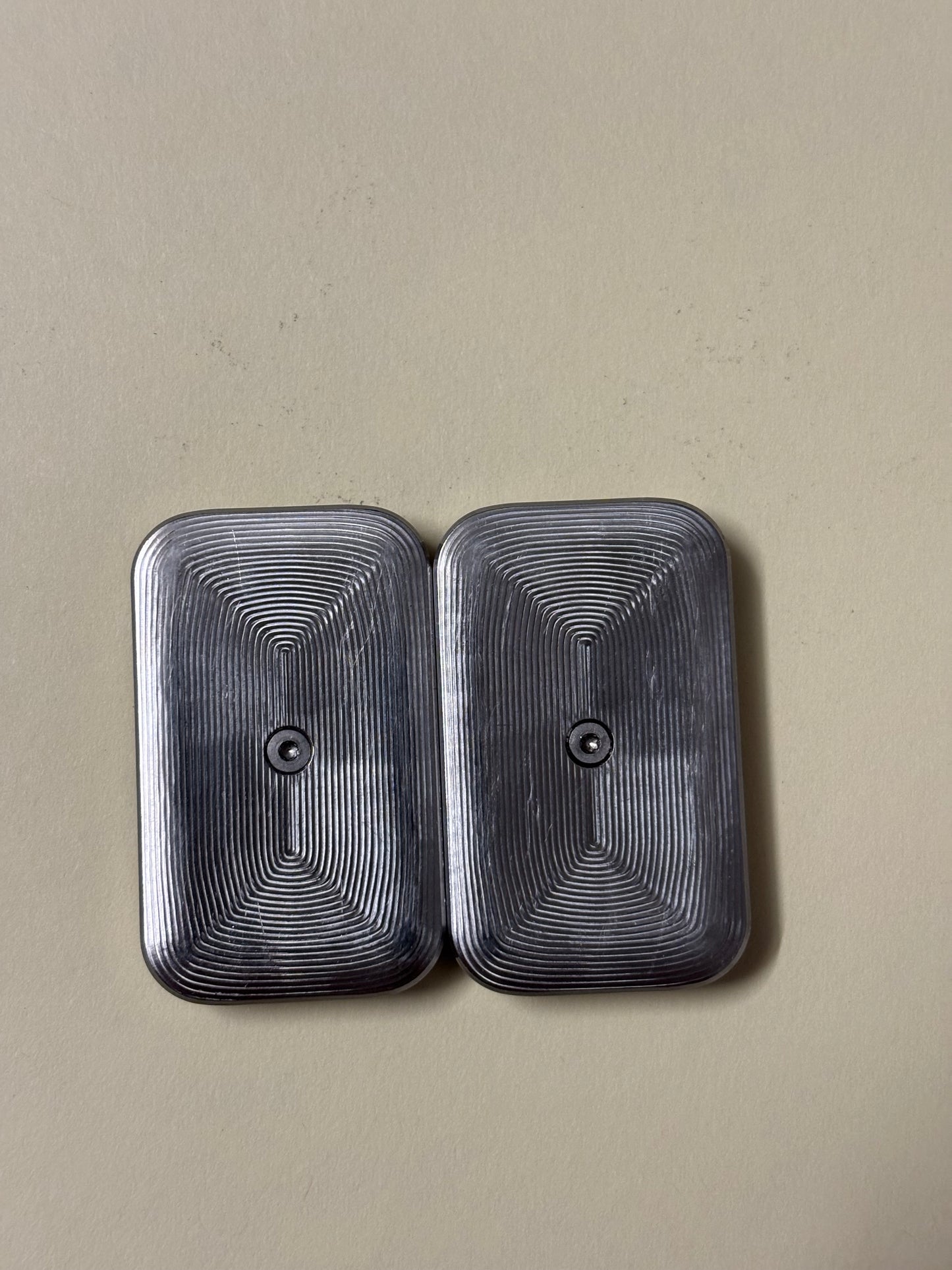 Moduswork Rapt MVS  - TI - slider - fidget toy