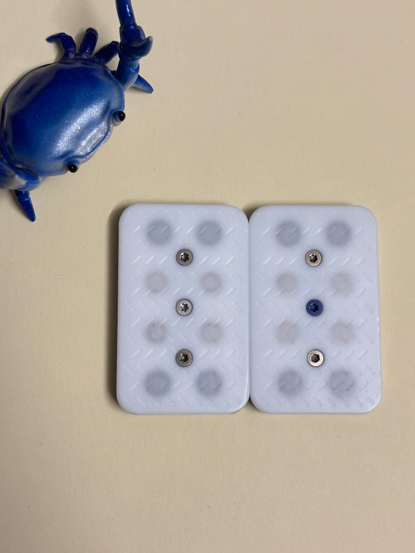 Kukoedc - Diamond V4 - TI - 3 click - fidget toy