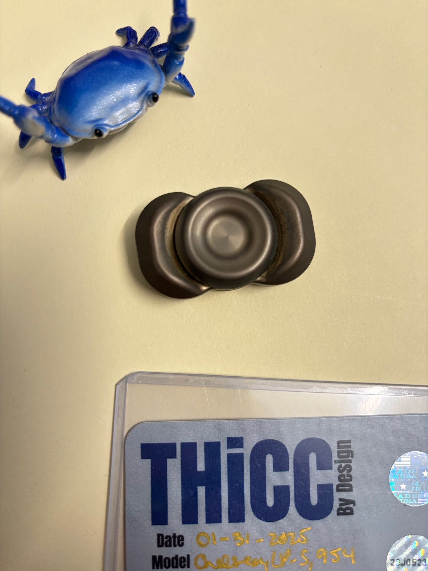 Indy Thicc - chelsea LP-S (954 bronze) - fidget spinner - fidget toy