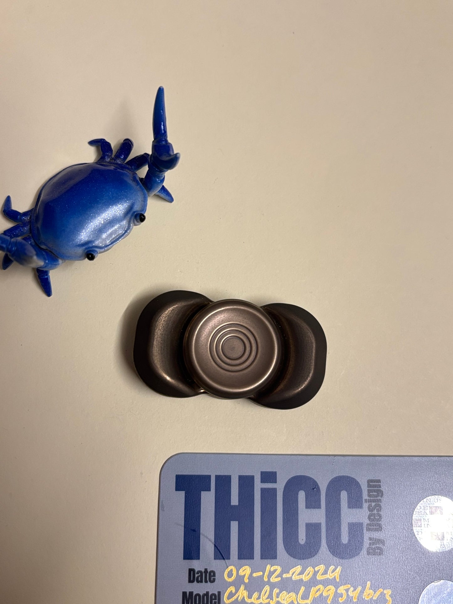 Indy Thicc - chelsea LP (954 bronze) - fidget spinner - fidget toy