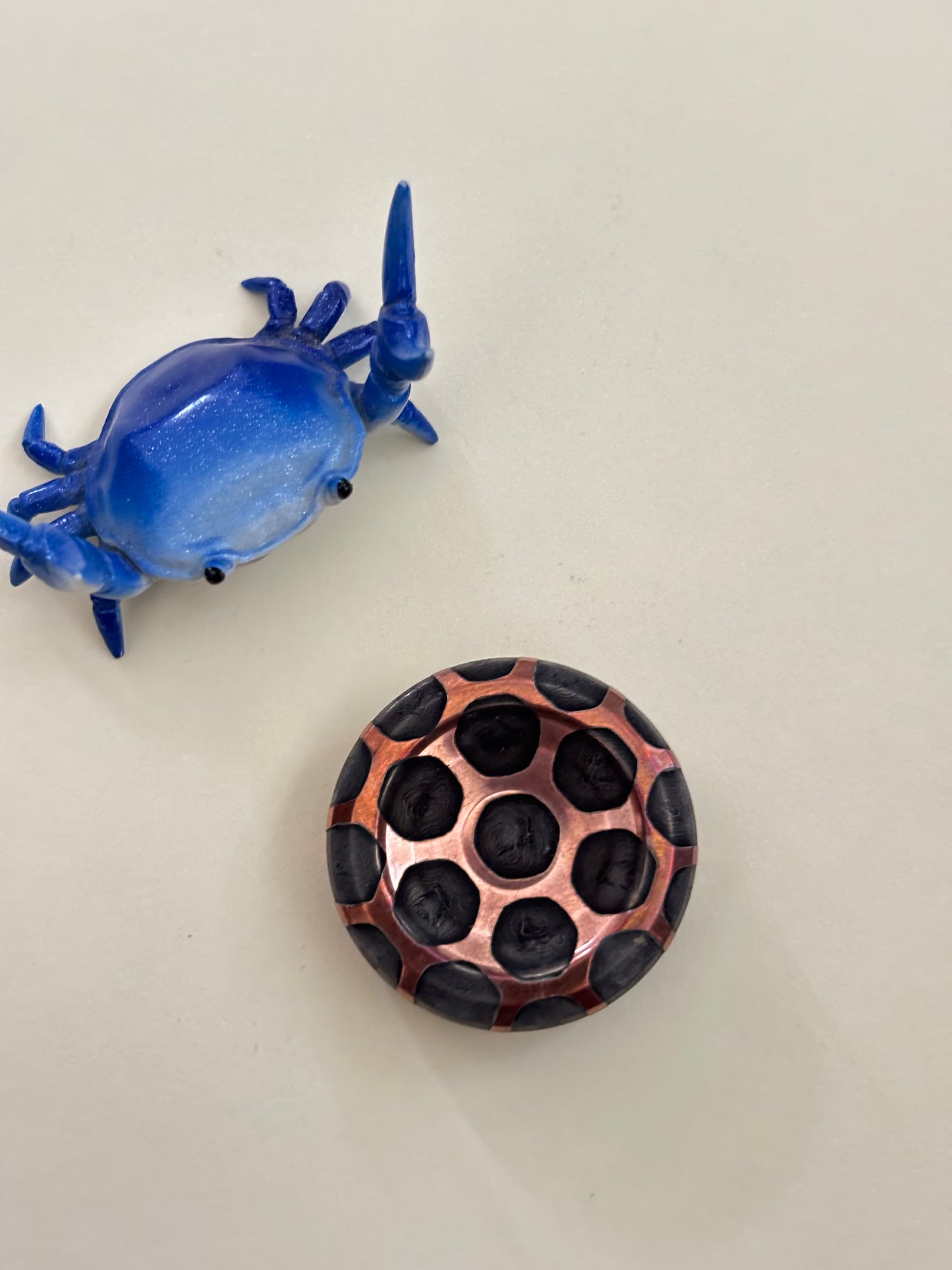 njthandpower NJT - super conductor big dot Ulte haptic coin - fidget toy