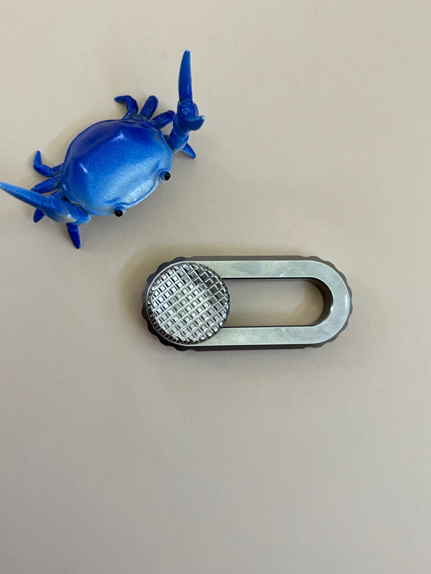 Magnus floop -titanium B33 - fidget toy