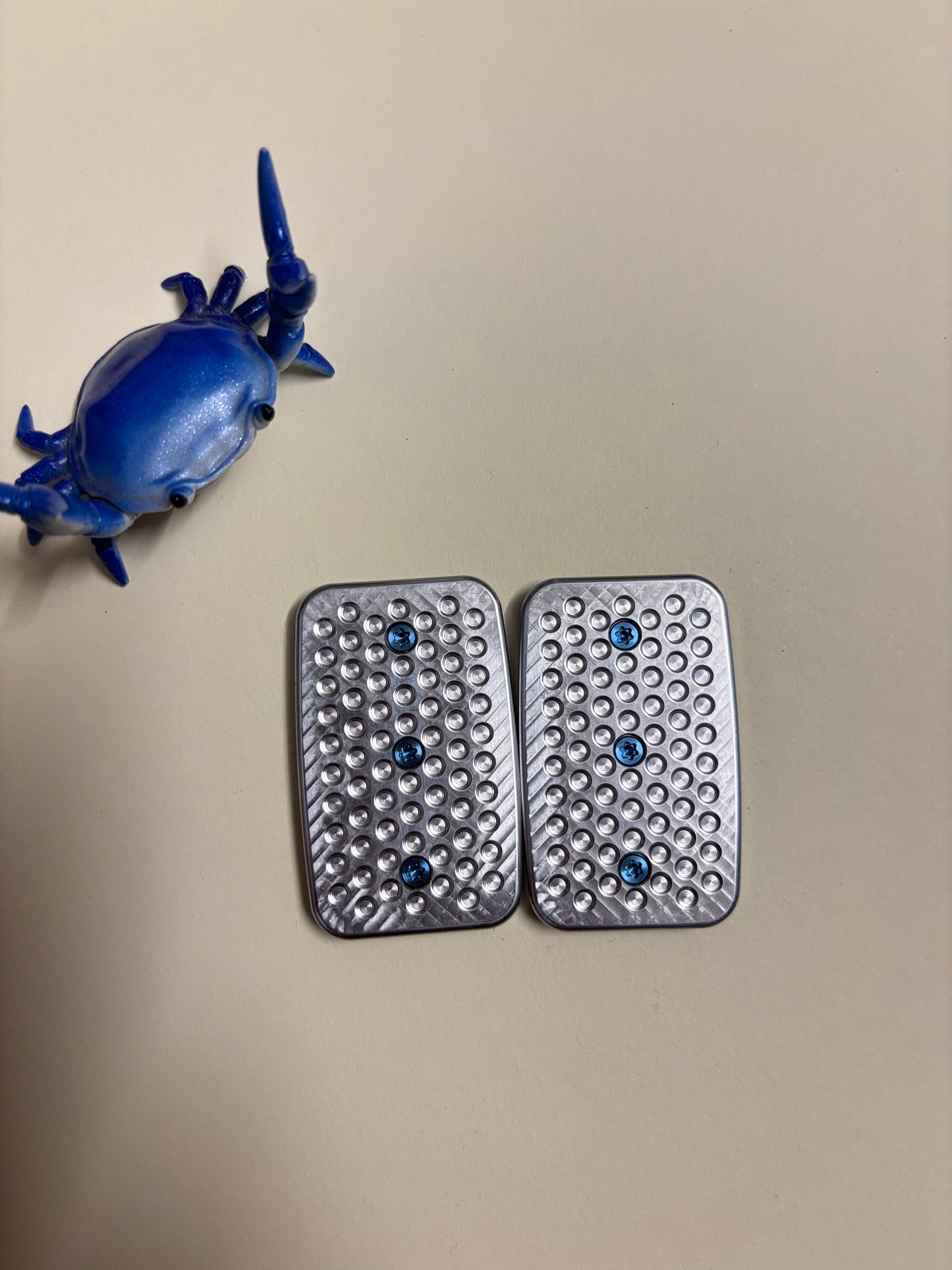 Magnus maglab plain jane Hex - zirc with SS plate - fidget toy