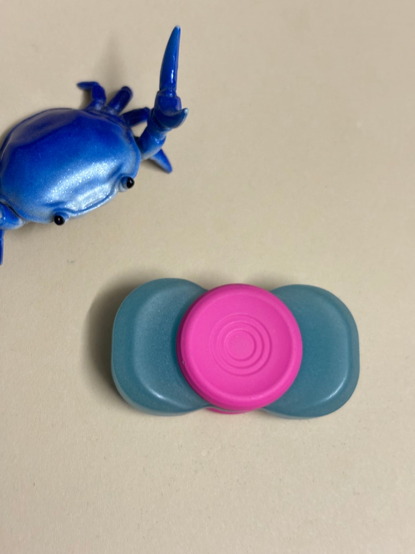 Indy Thicc - chelsea LP (resin with alum button) - fidget spinner - fidget toy