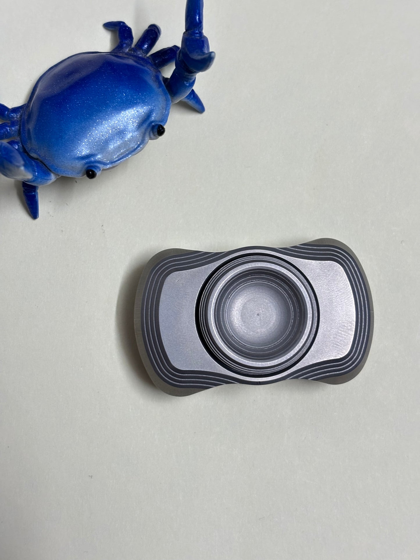 2R phantom micro chubby - Titanium  - fidget spinner /  fidget toy