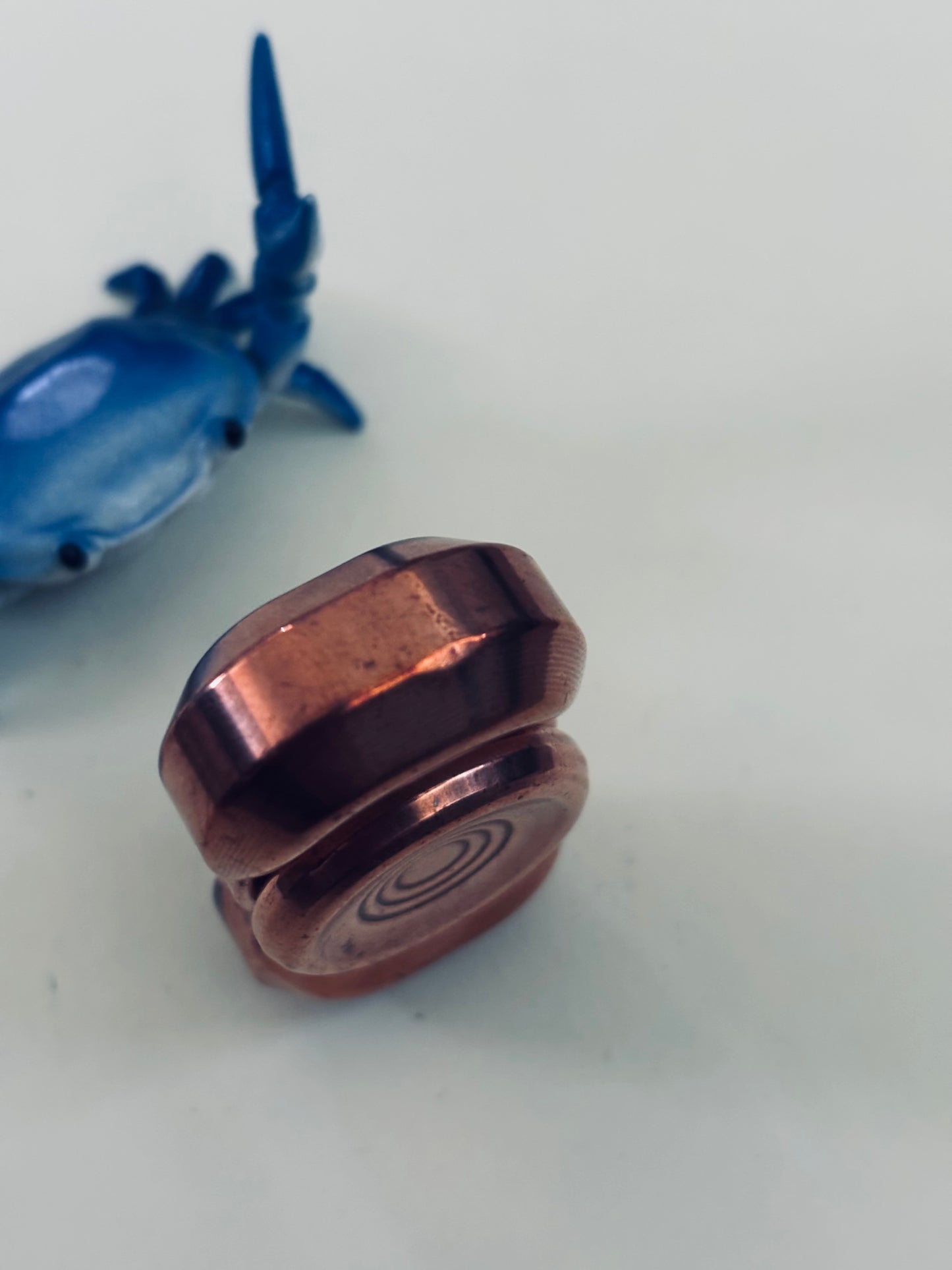 Indy Thicc - chelsea LP Copper (Cu) - fidget spinner - fidget toy