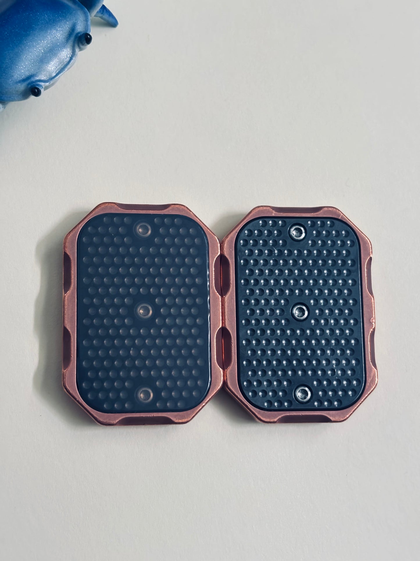 Magnus 3 click turtle slider - copper with zirc screw plate - fidget toy