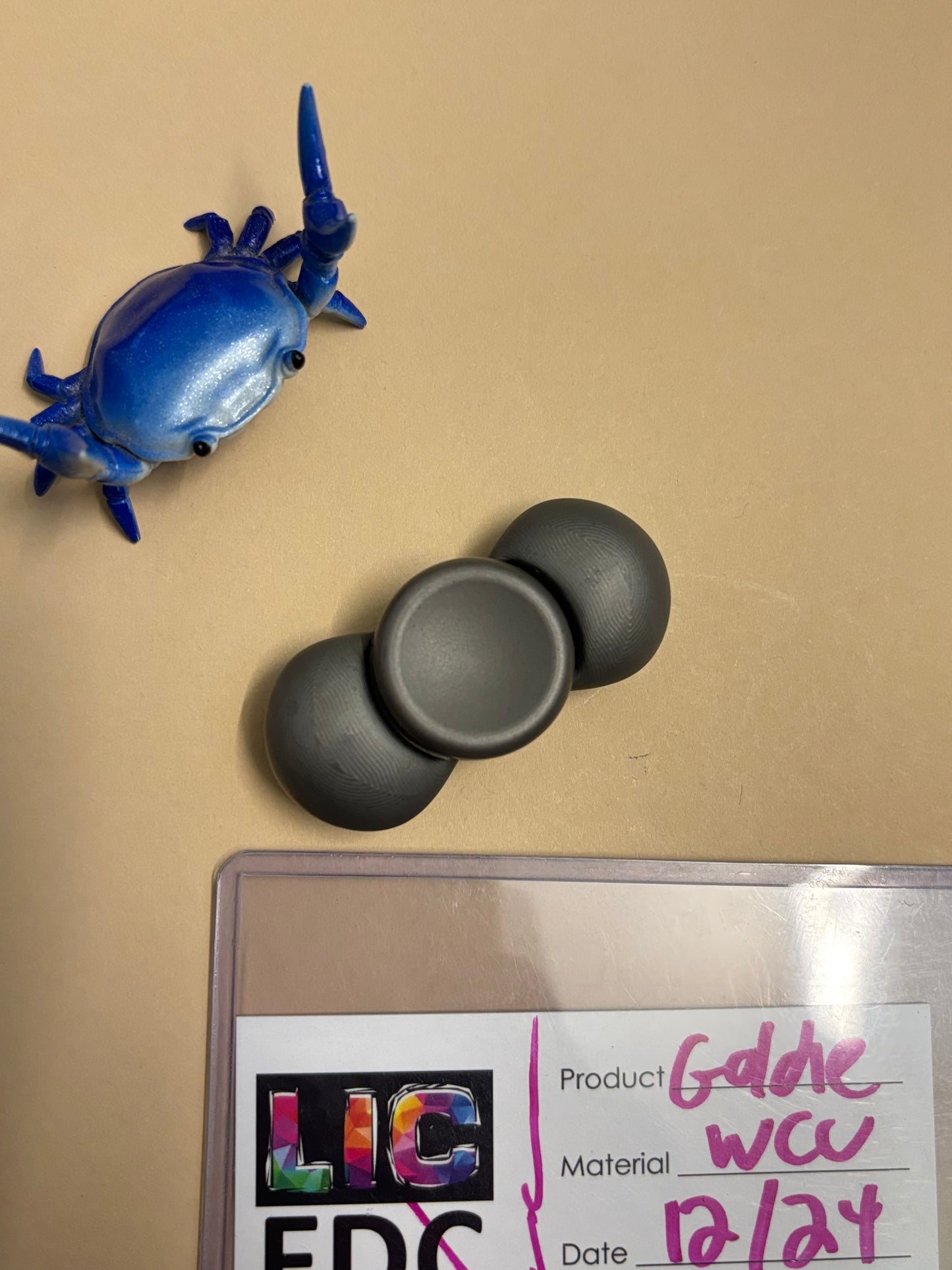 LIC - Goldie - WCu - fidget spinner  - fidget toy