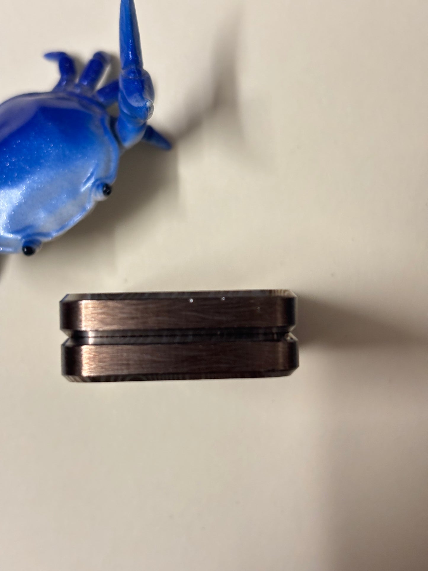 Compoform Argyle V2.1 - laser etched titanium slider