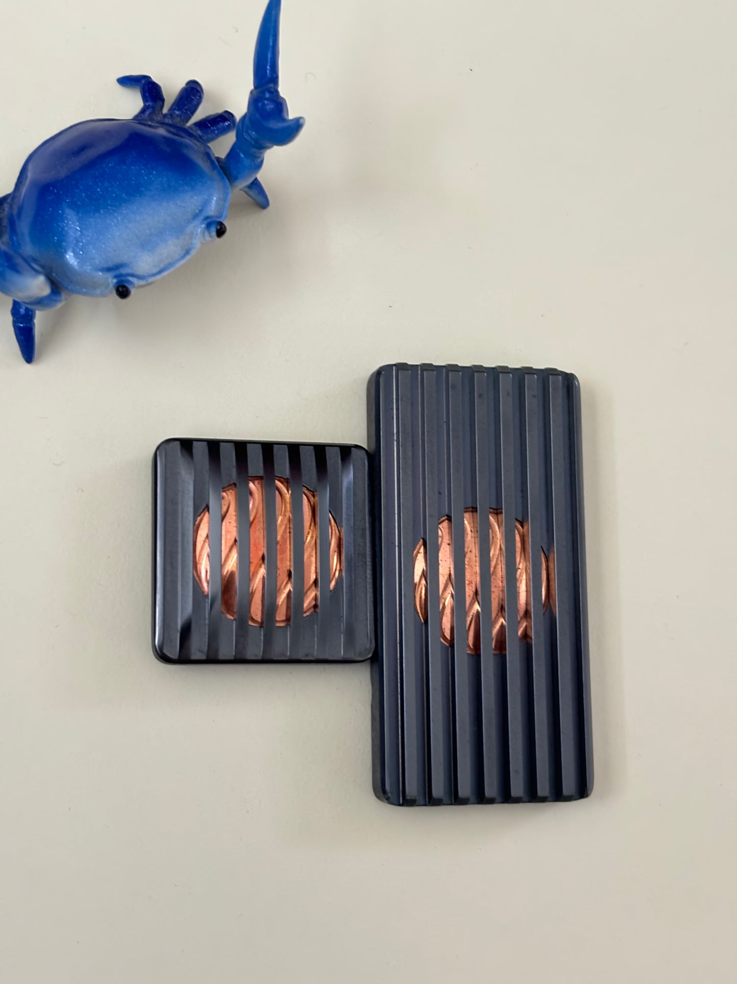 Compoform - tesseract - copper - fidget toy