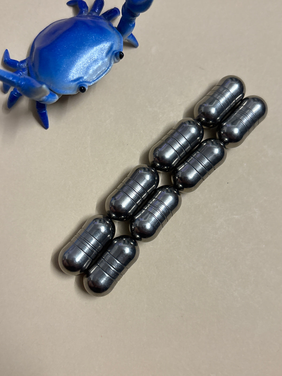 Magnus - micro bean - titanium