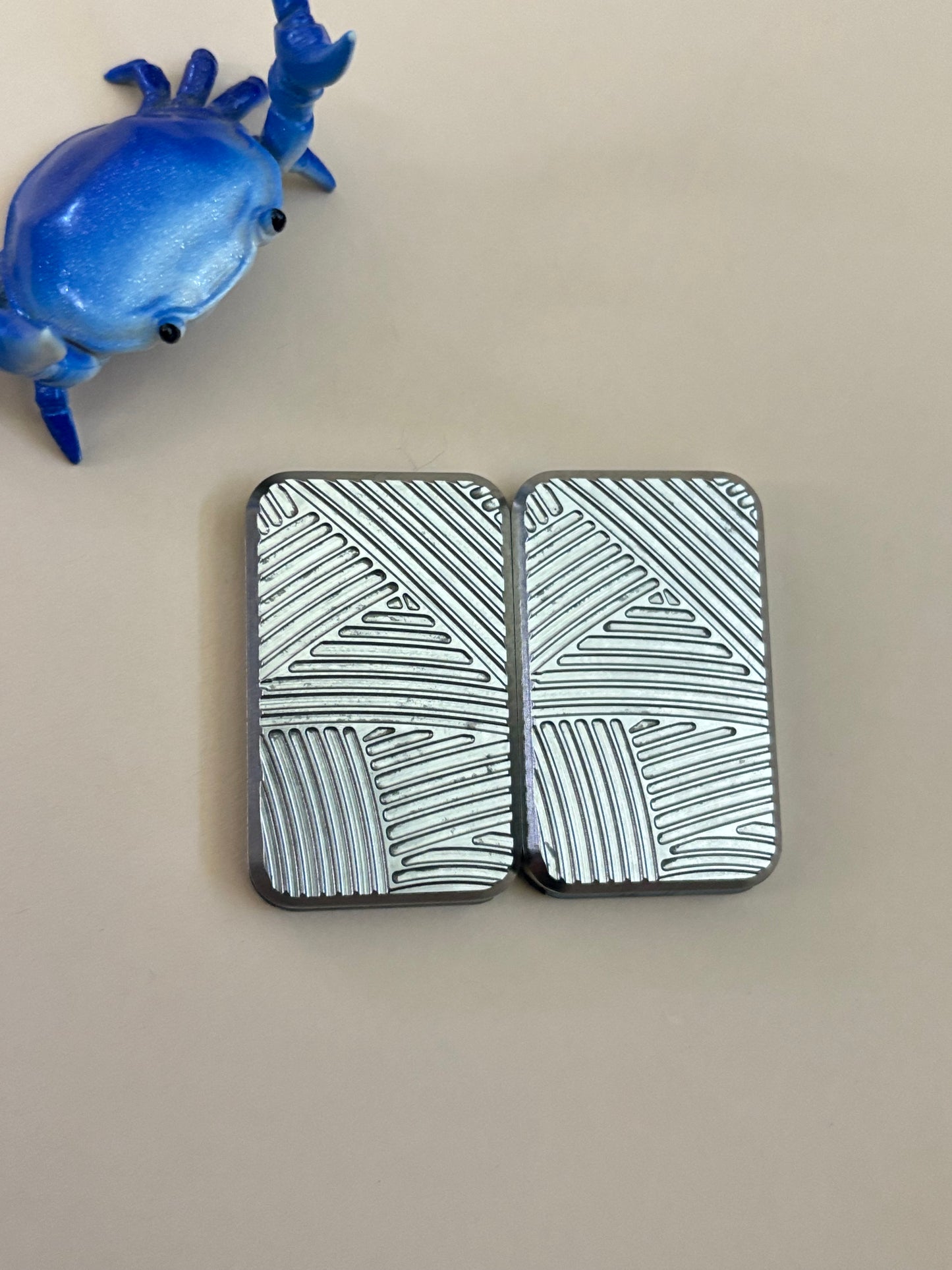 Slider Design - The Kimono - TI  - fidget toy