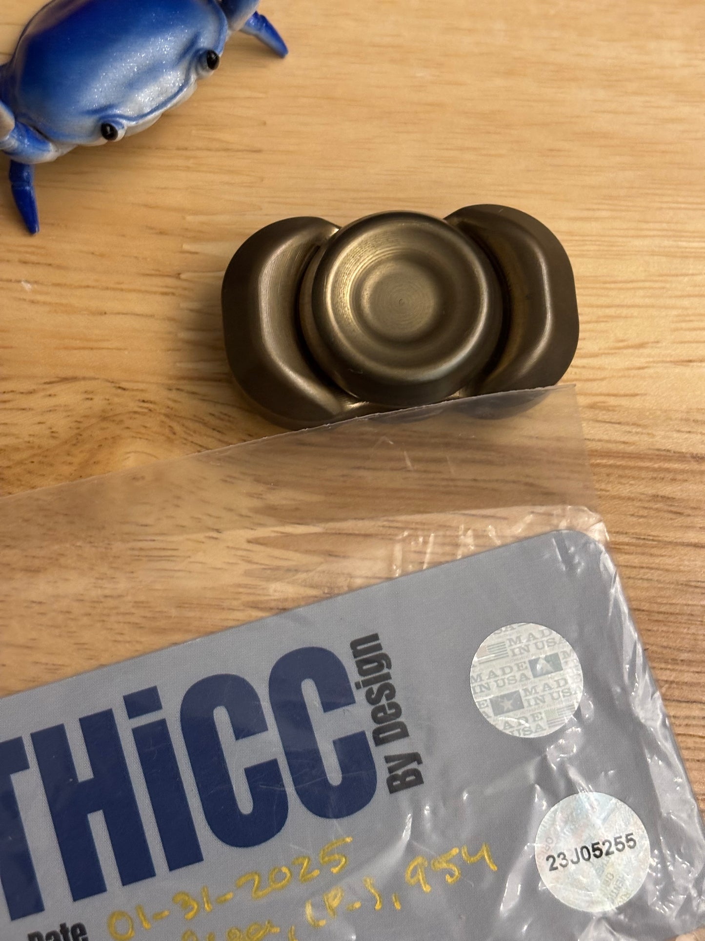 Indy Thicc - chelsea LP-S (954 bronze) - fidget spinner - fidget toy